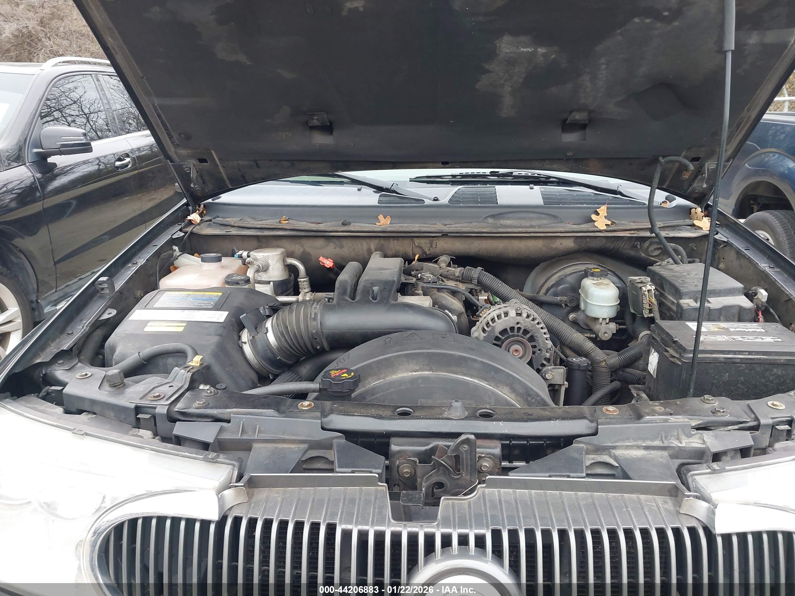 BUICK RAINIER image 10
