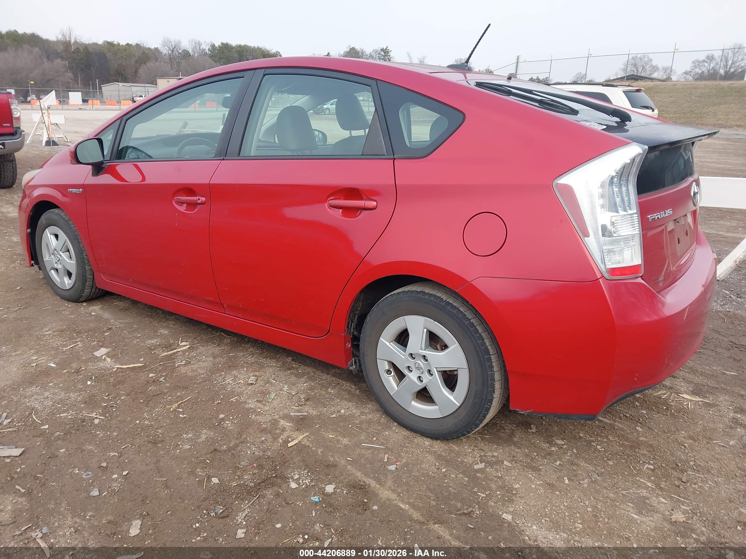 TOYOTA PRIUS image 3