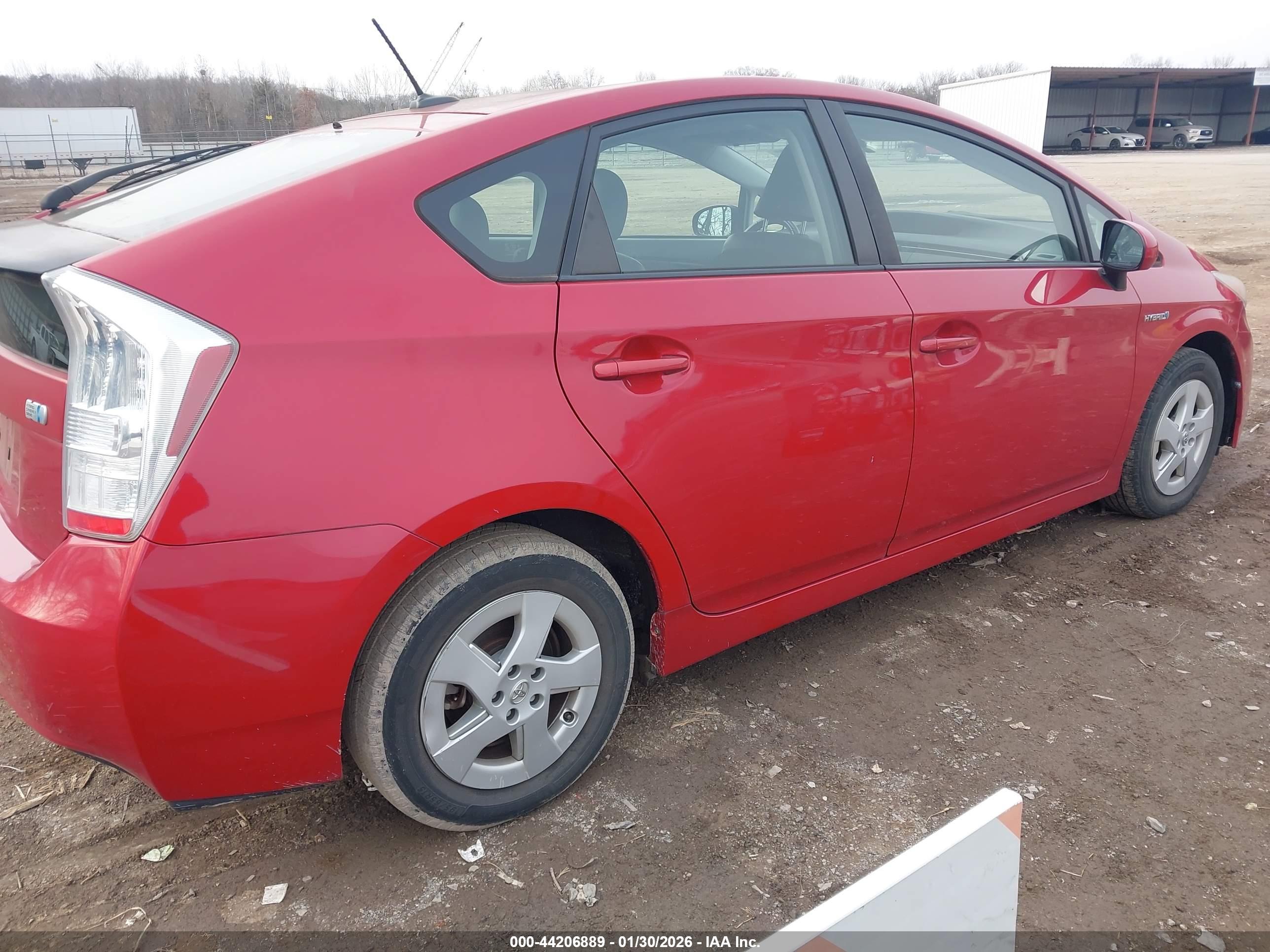 TOYOTA PRIUS image 4
