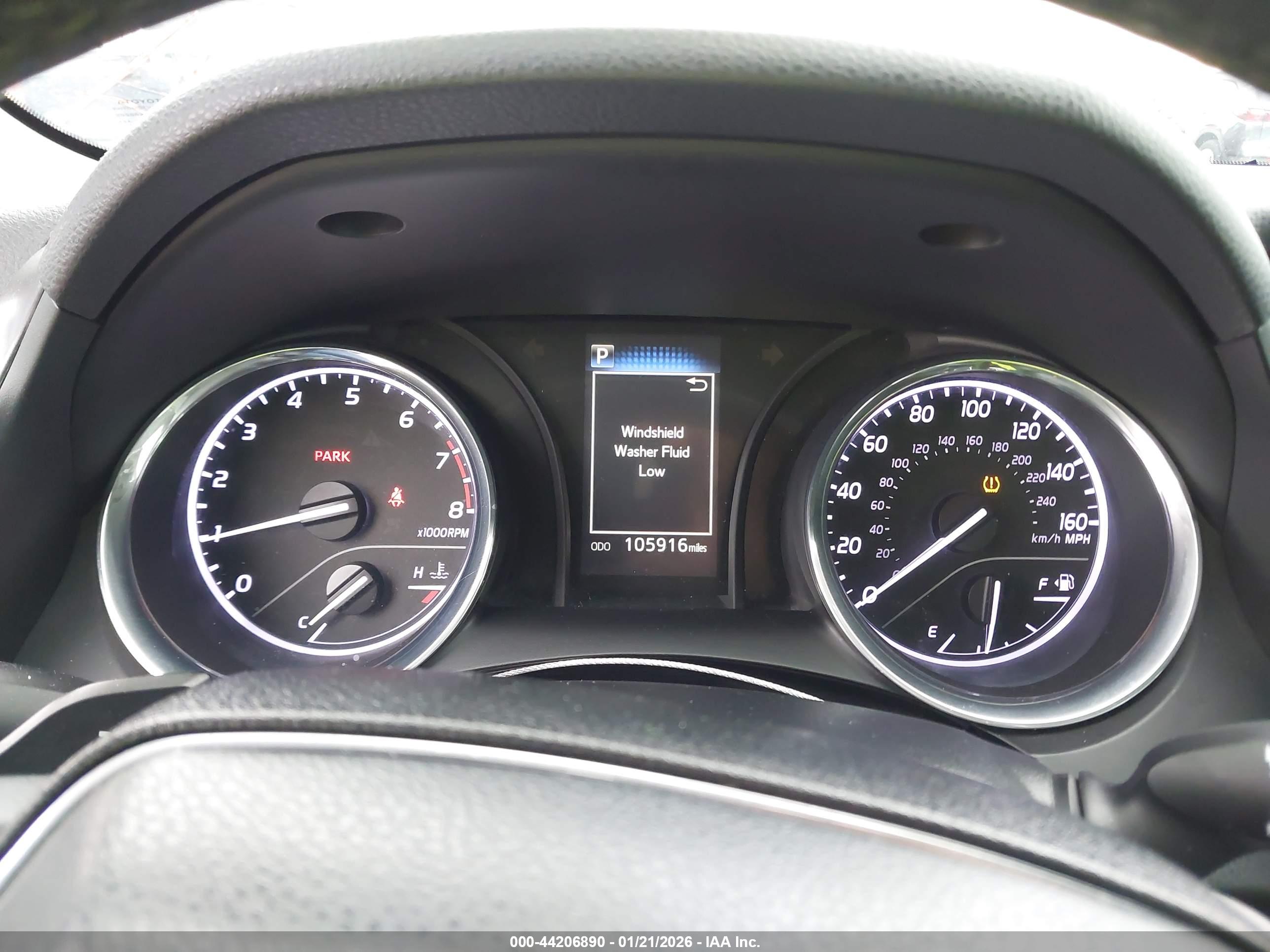 TOYOTA CAMRY image 7