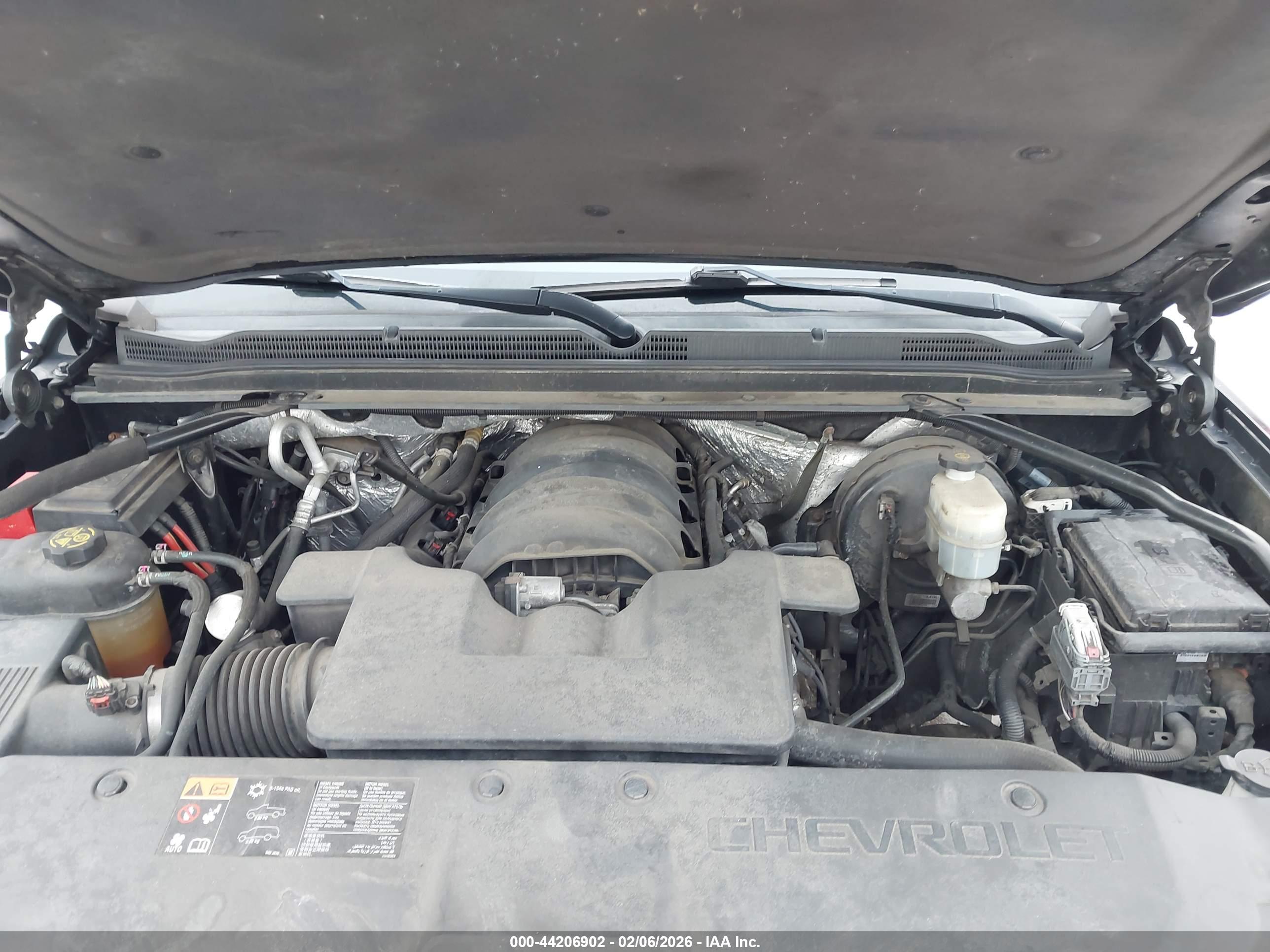 CHEVROLET TAHOE image 10