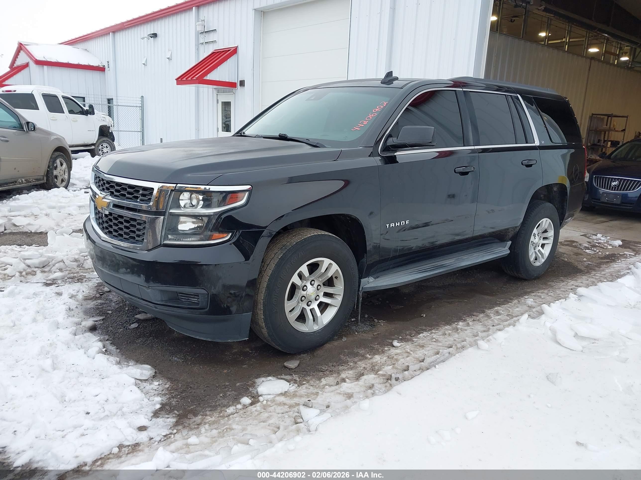 CHEVROLET TAHOE image 2