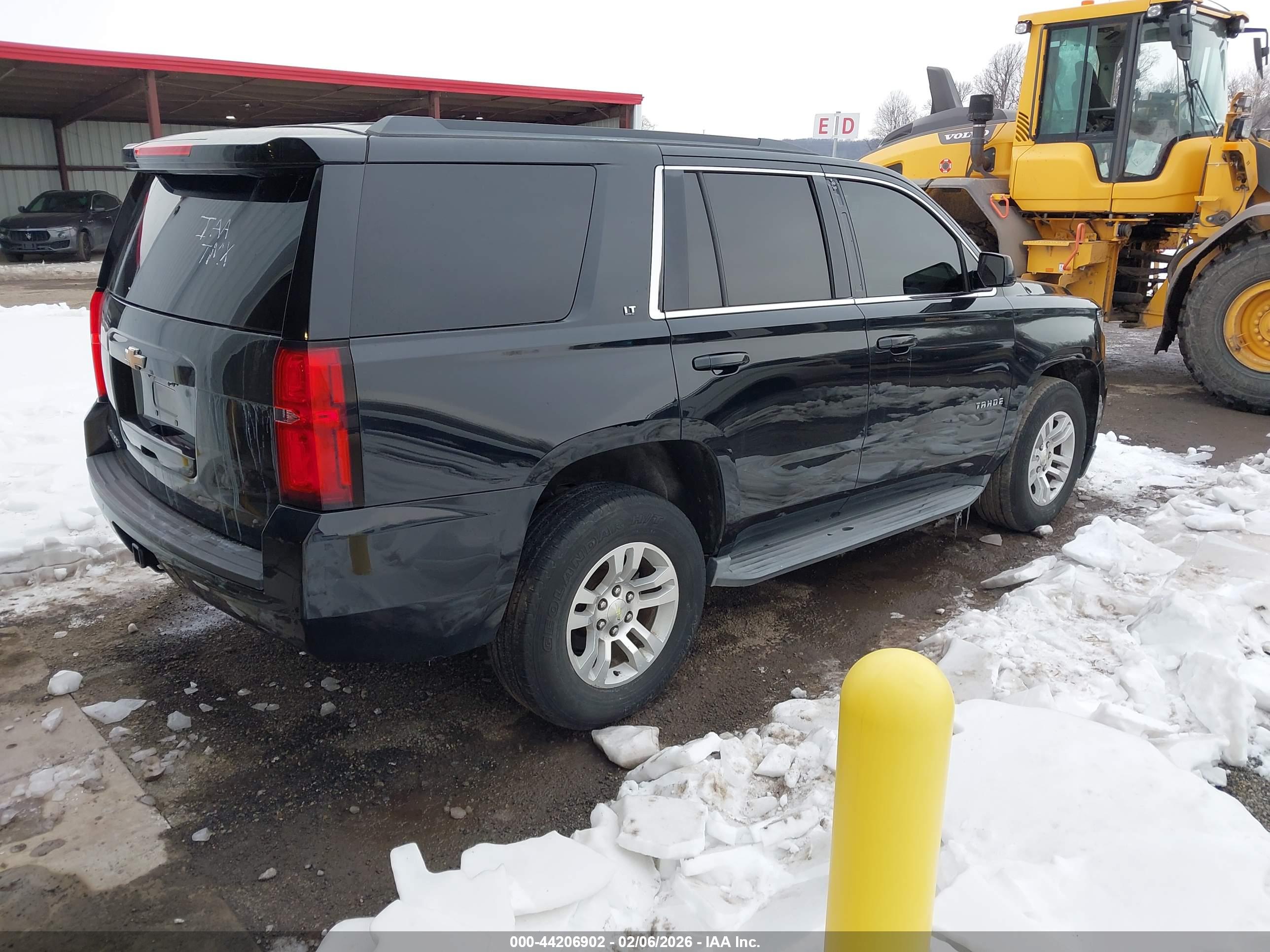 CHEVROLET TAHOE image 4
