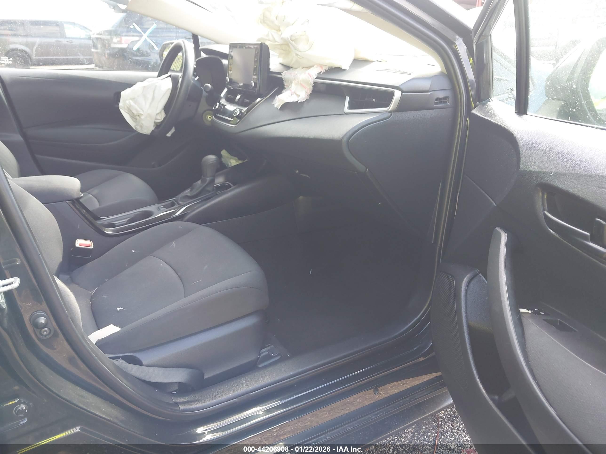 TOYOTA COROLLA image 5