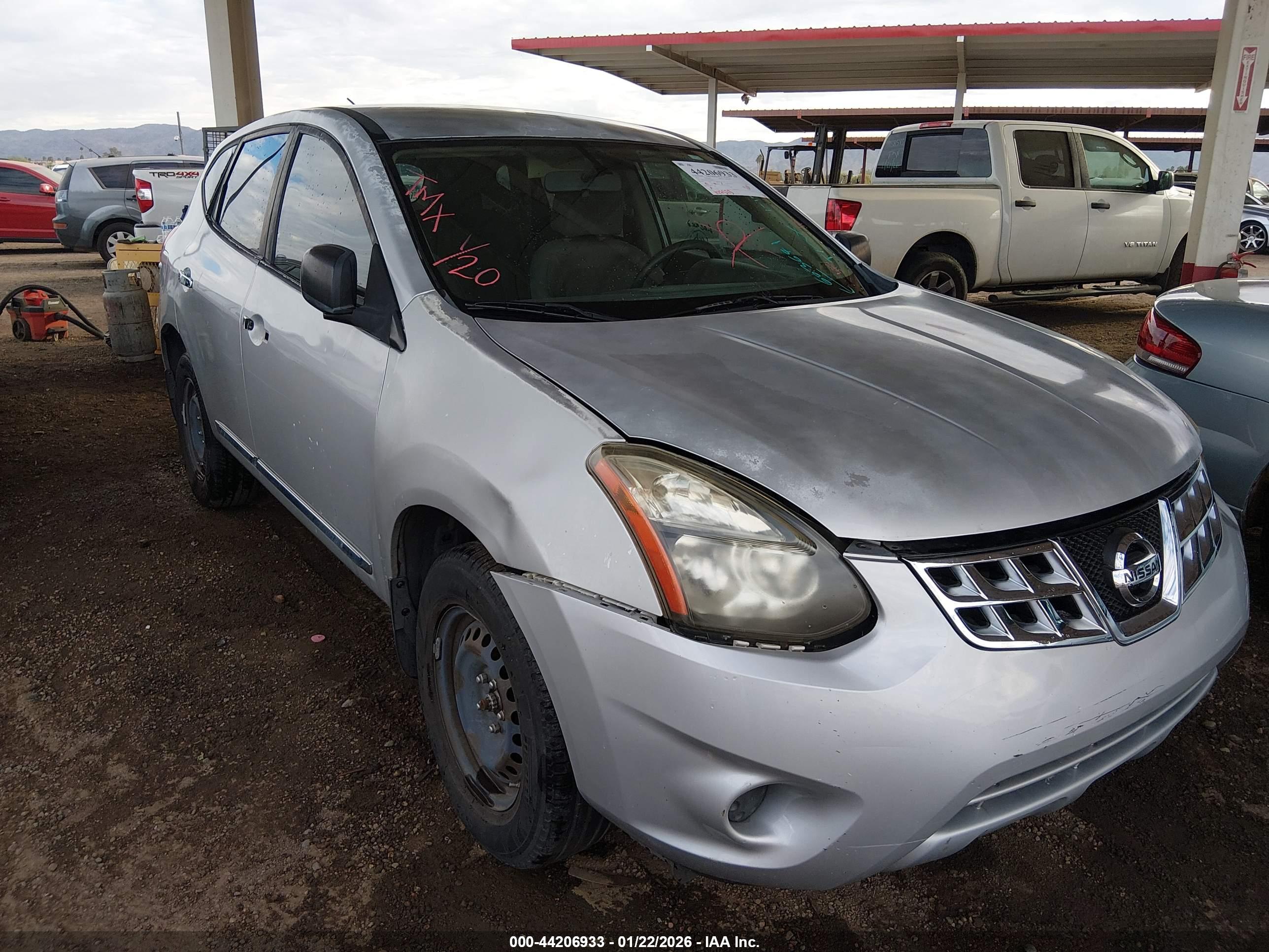 NISSAN ROGUE image 6