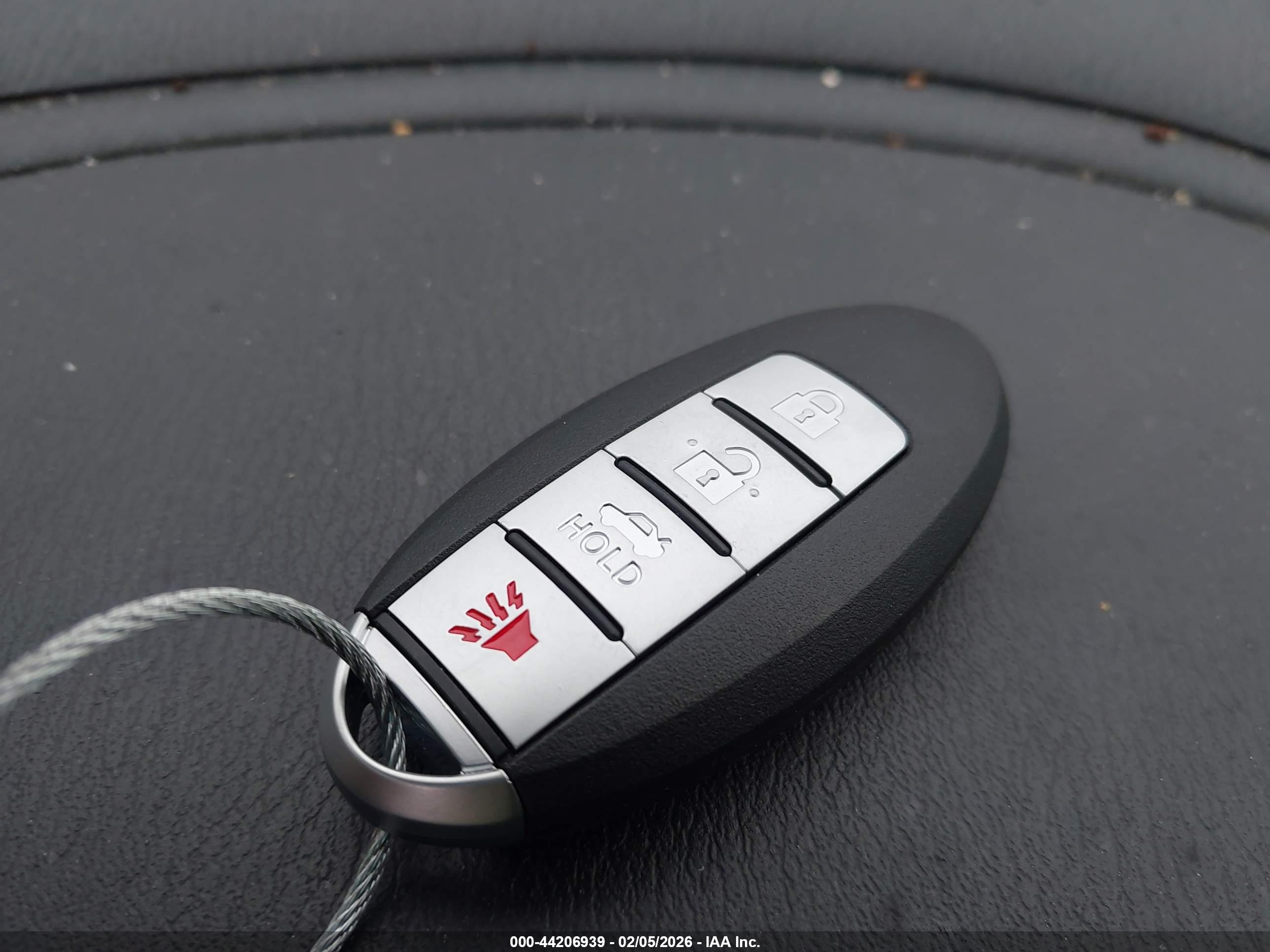 NISSAN PATHFINDER image 11