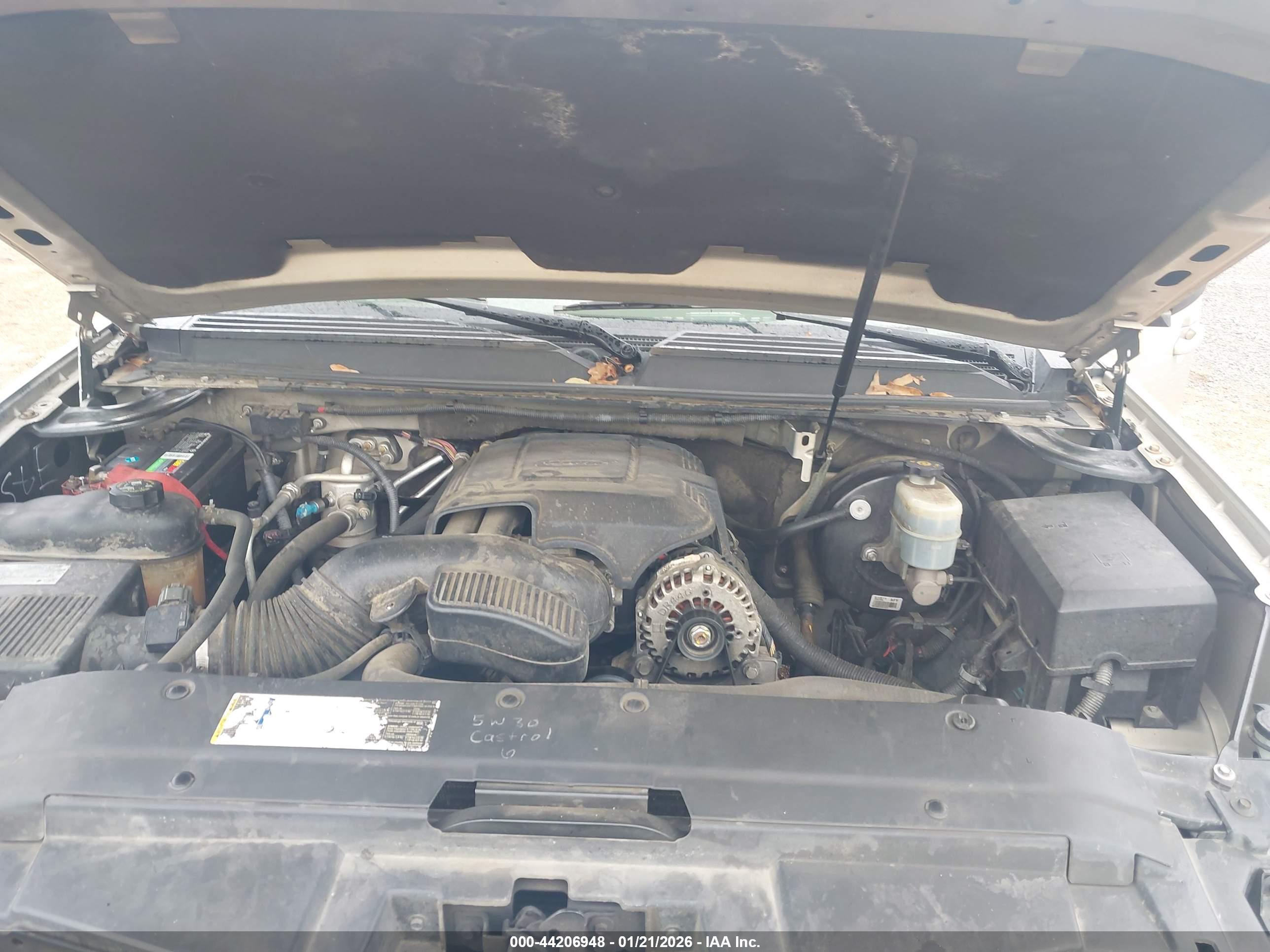 CHEVROLET TAHOE image 10