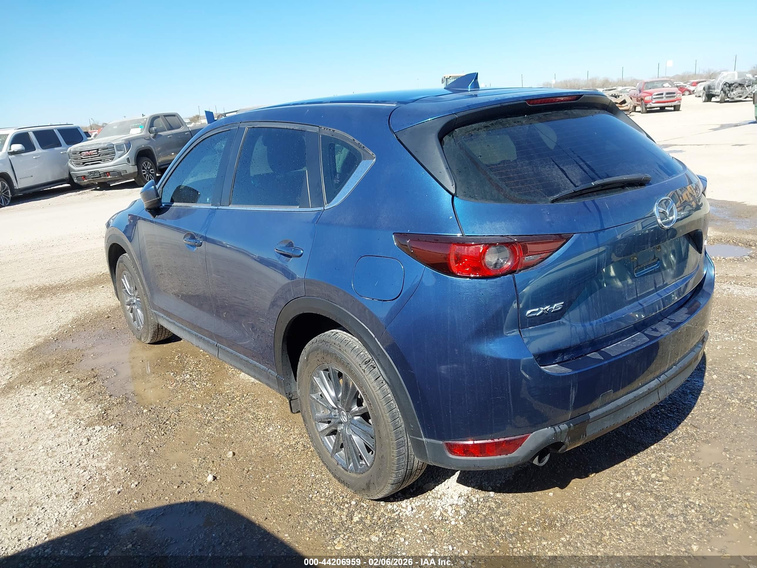 MAZDA CX-5 image 3