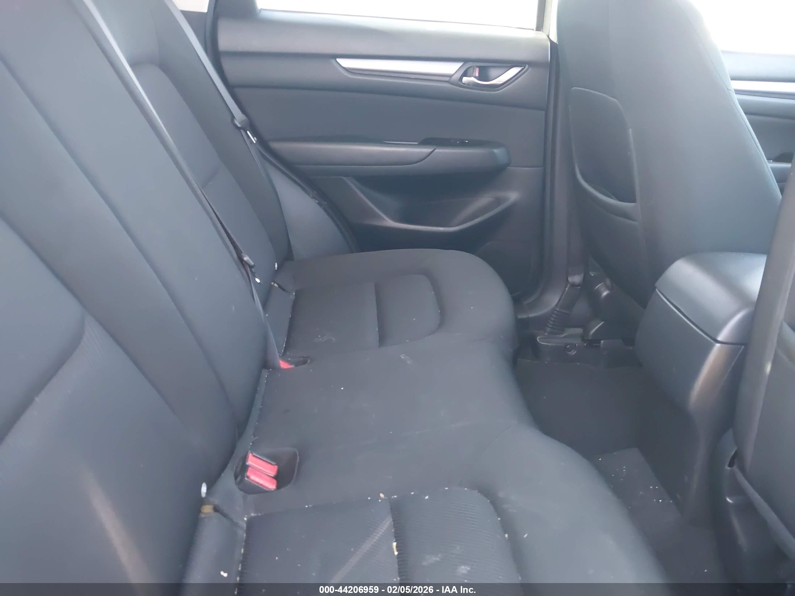 MAZDA CX-5 image 8