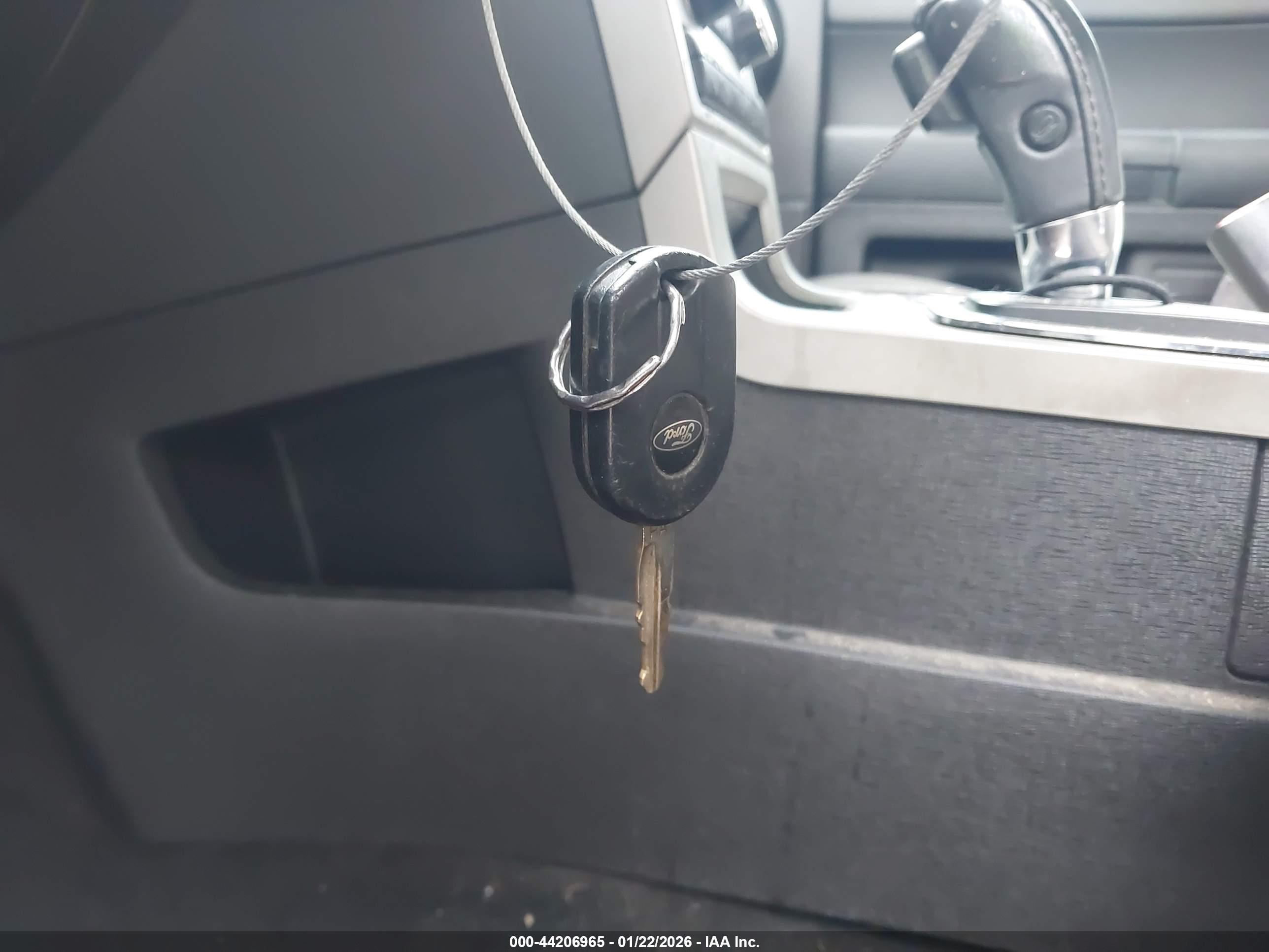 FORD FLEX image 11