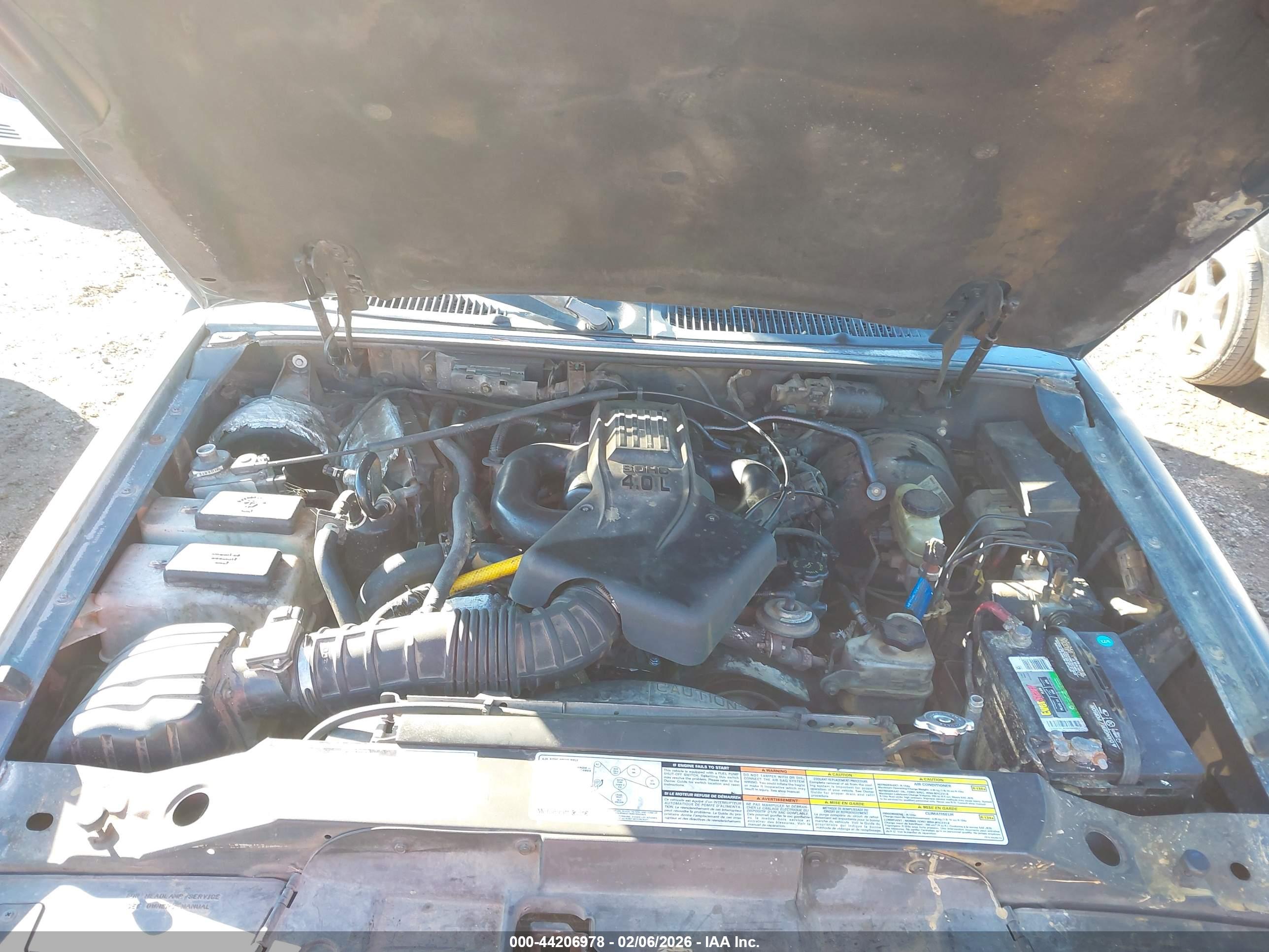 FORD EXPLORER image 10