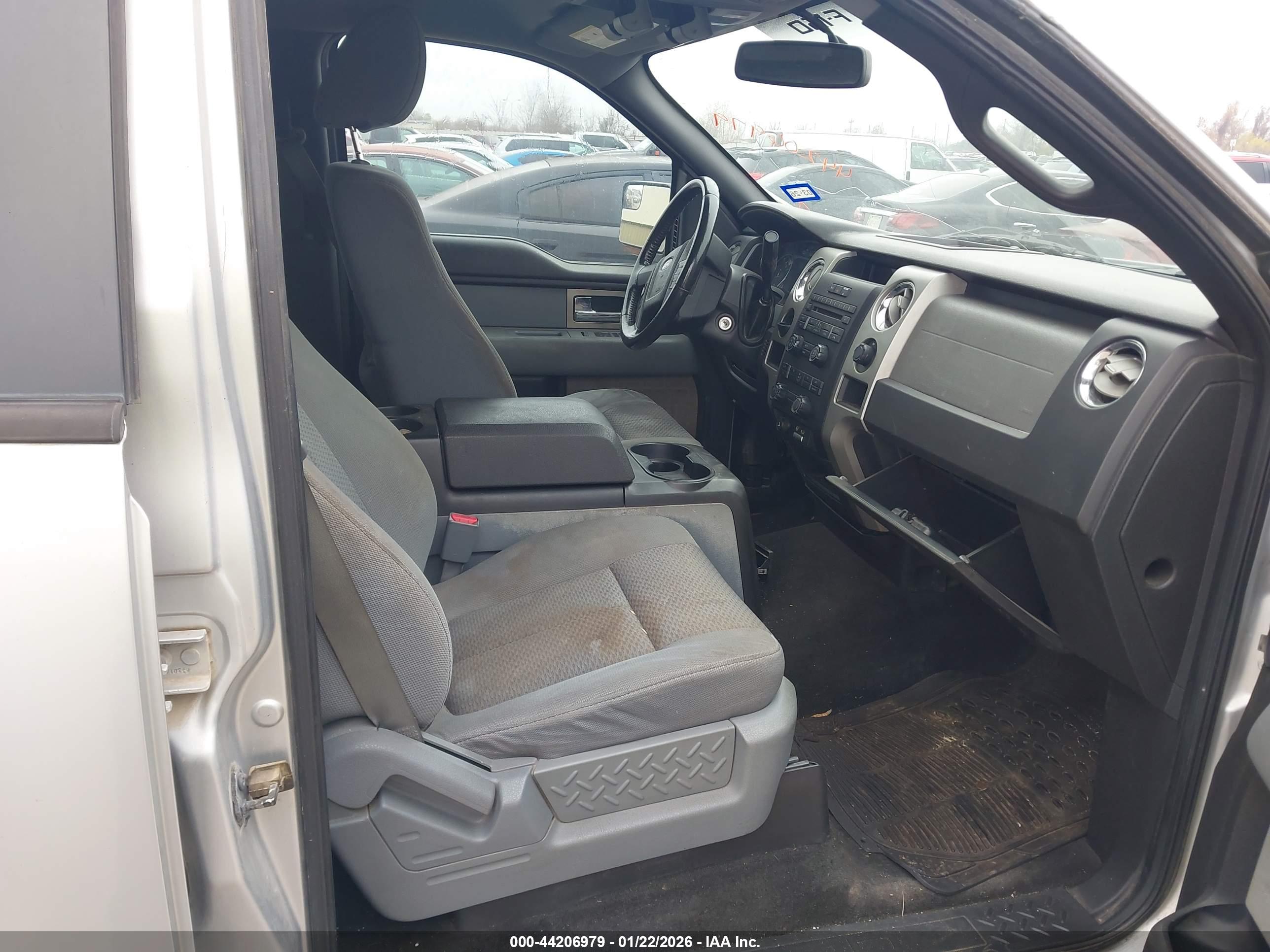 FORD F-150 image 5