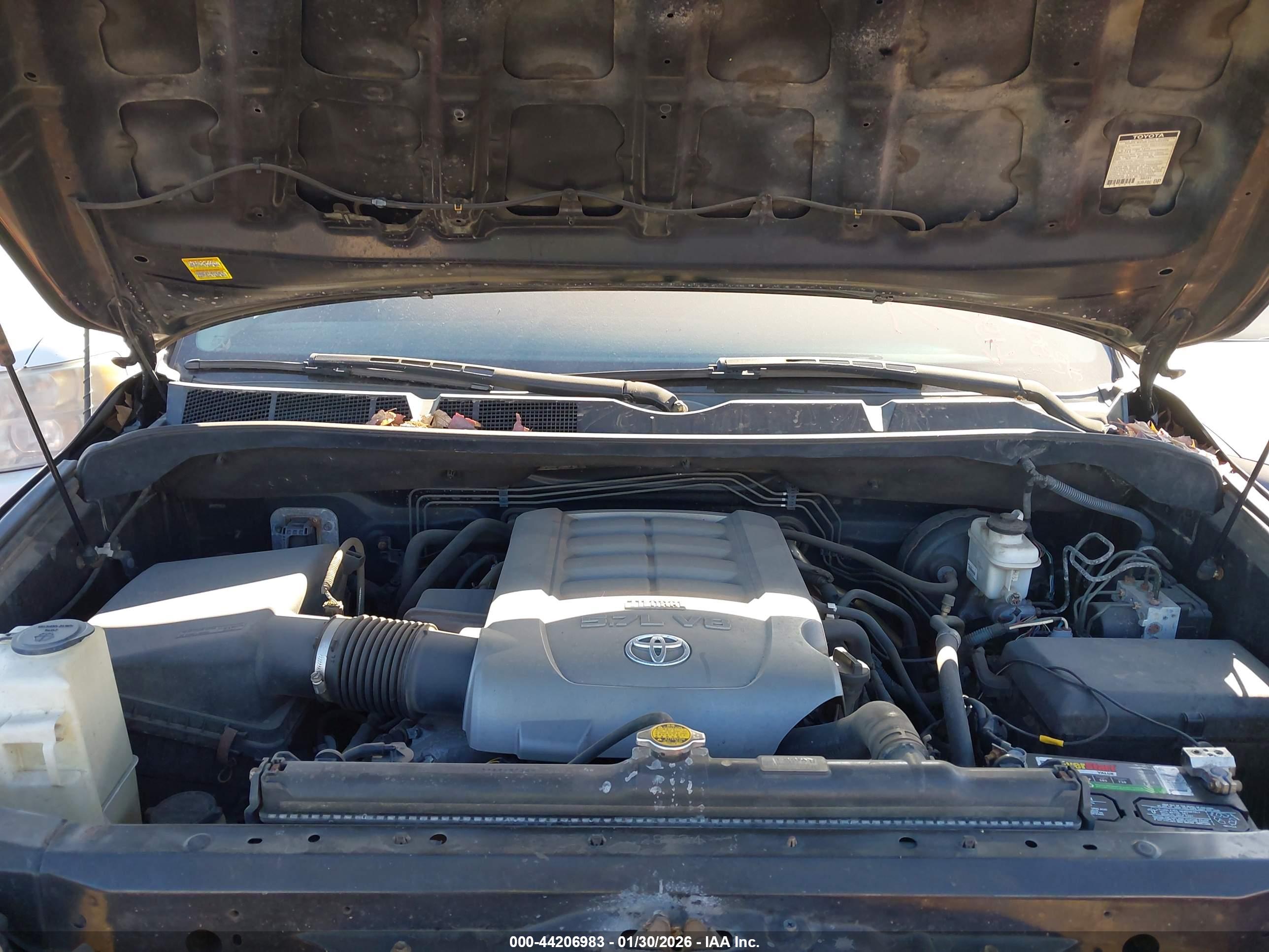 TOYOTA TUNDRA image 10