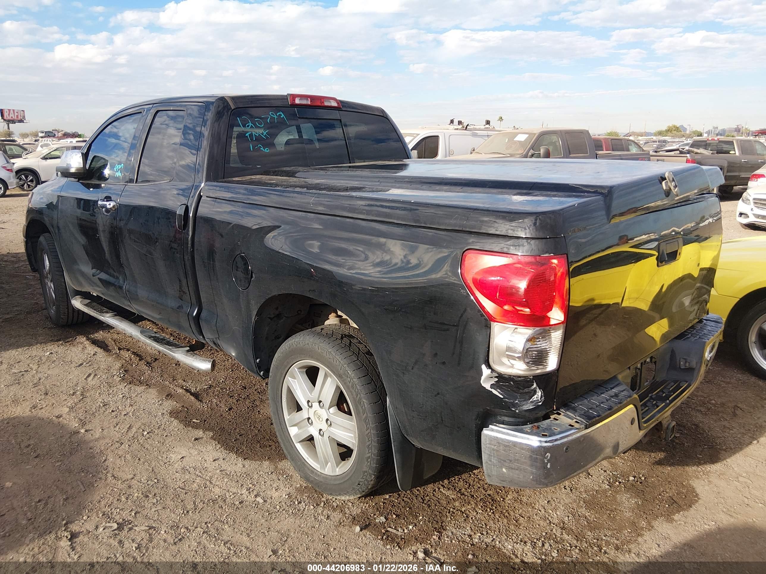 TOYOTA TUNDRA image 3