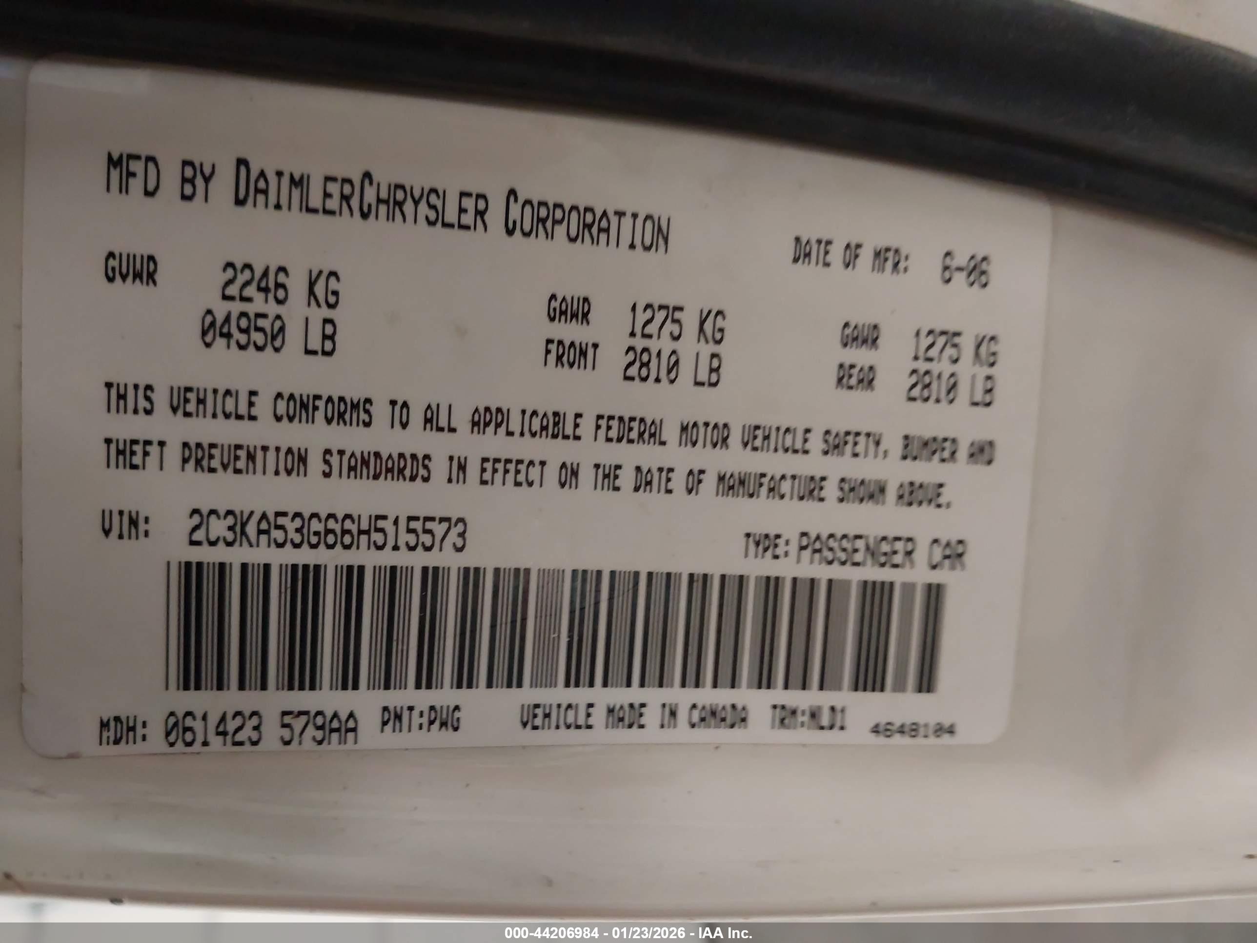CHRYSLER 300 image 9