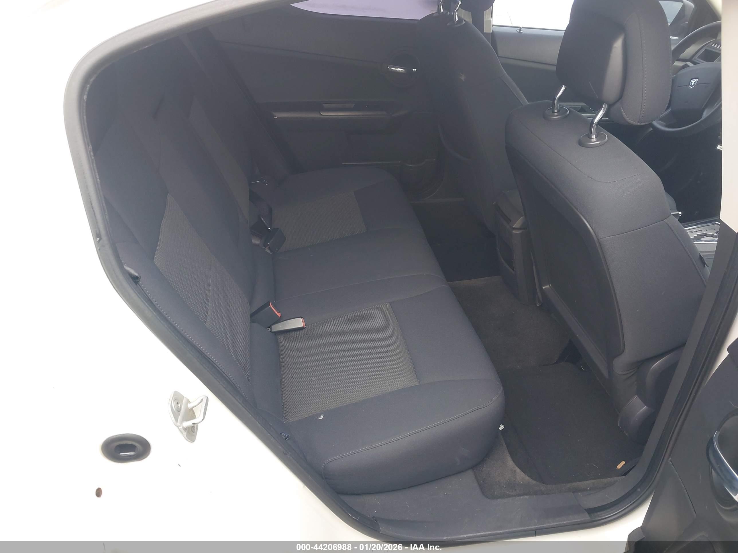 DODGE AVENGER image 8