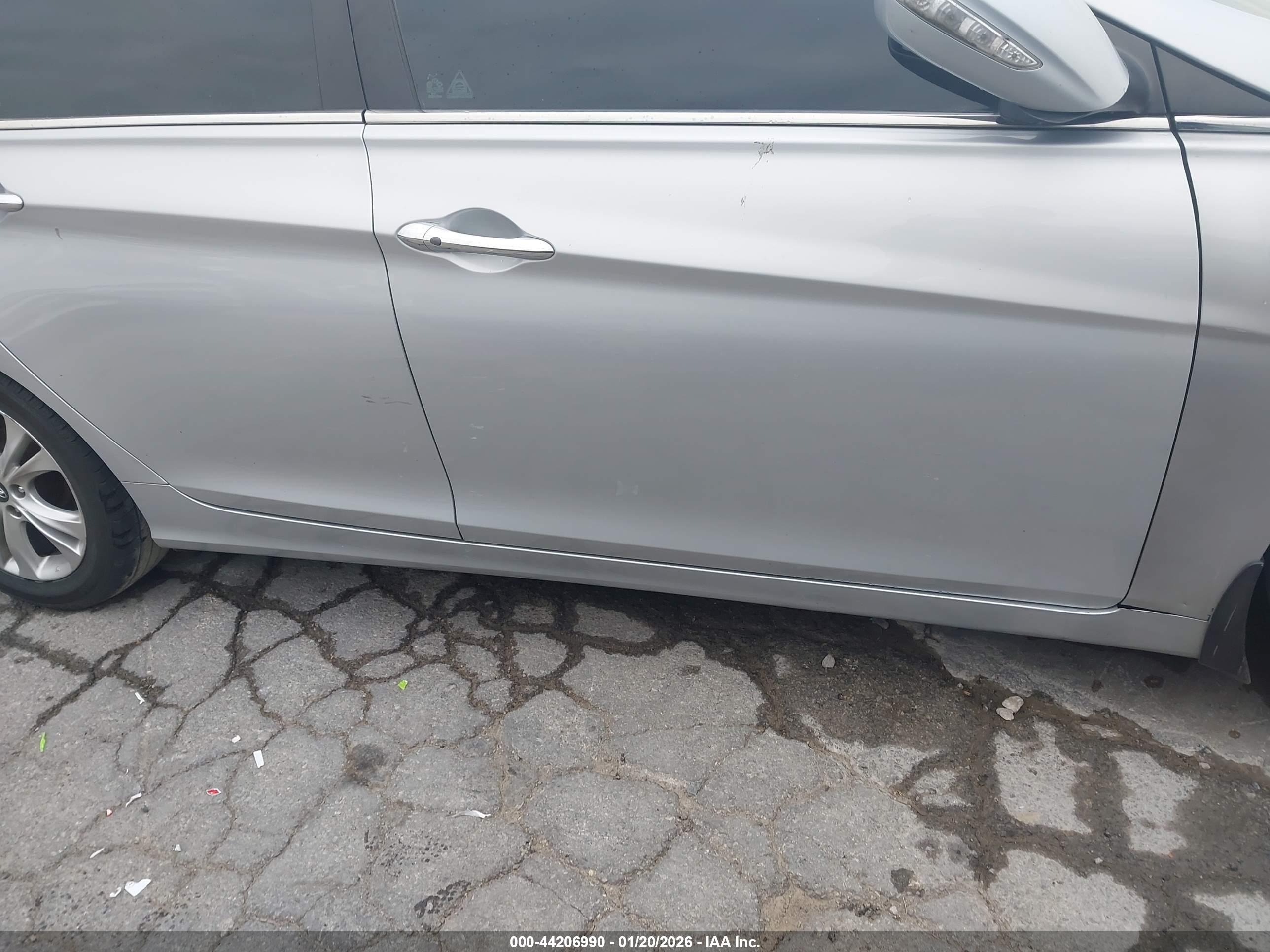 HYUNDAI SONATA image 6