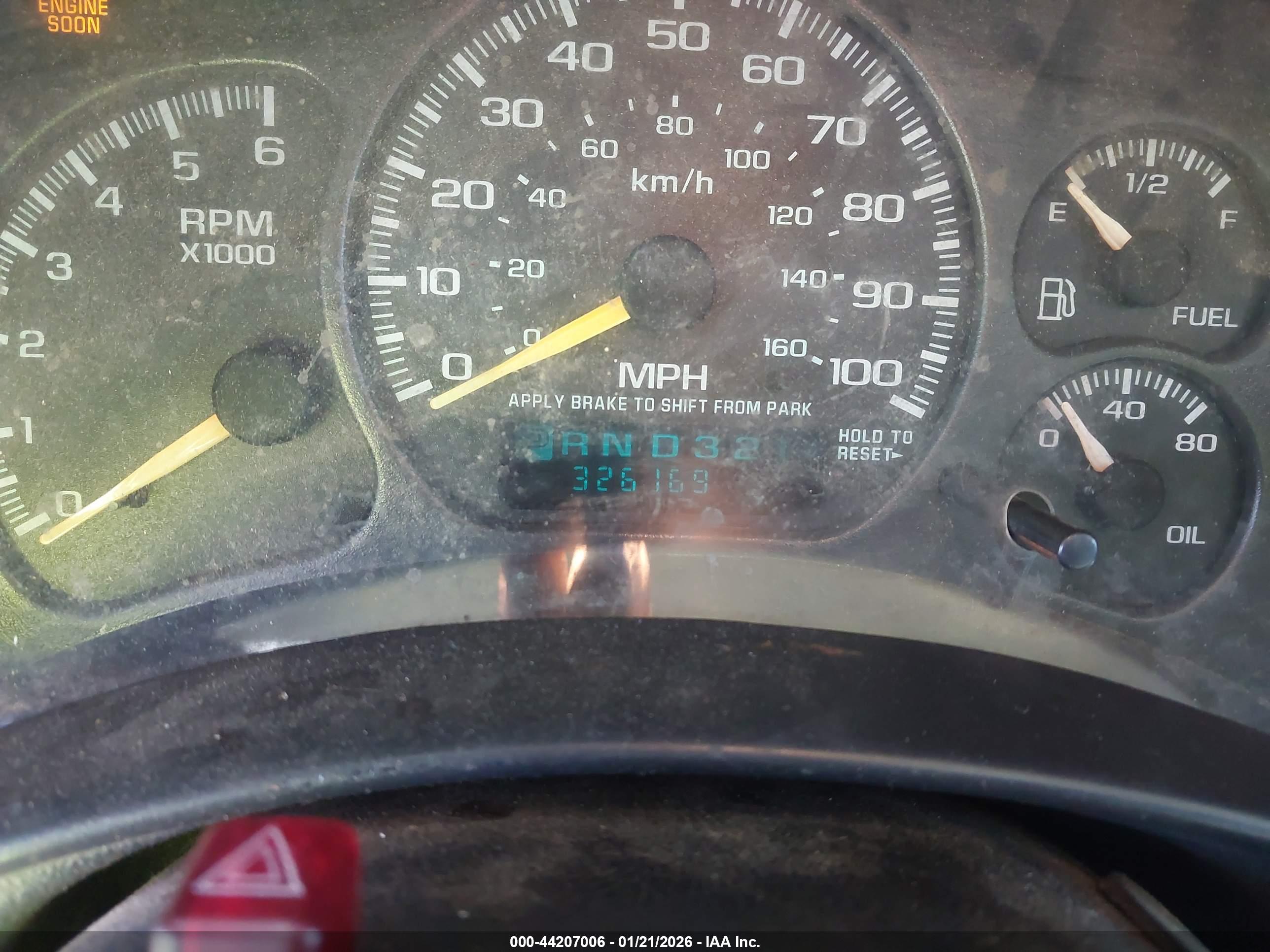 CHEVROLET SILVERADO image 7