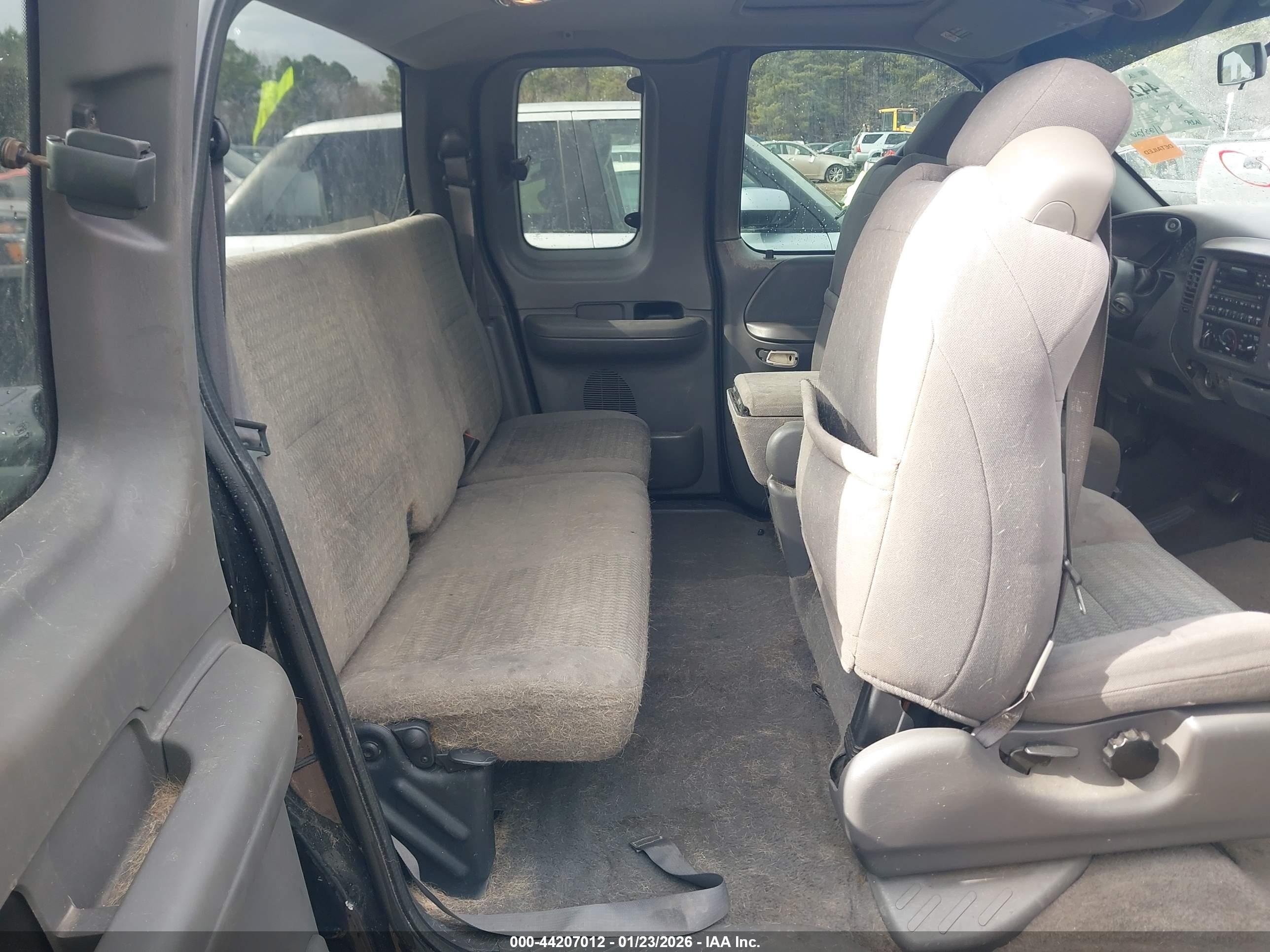 FORD F-150 image 8