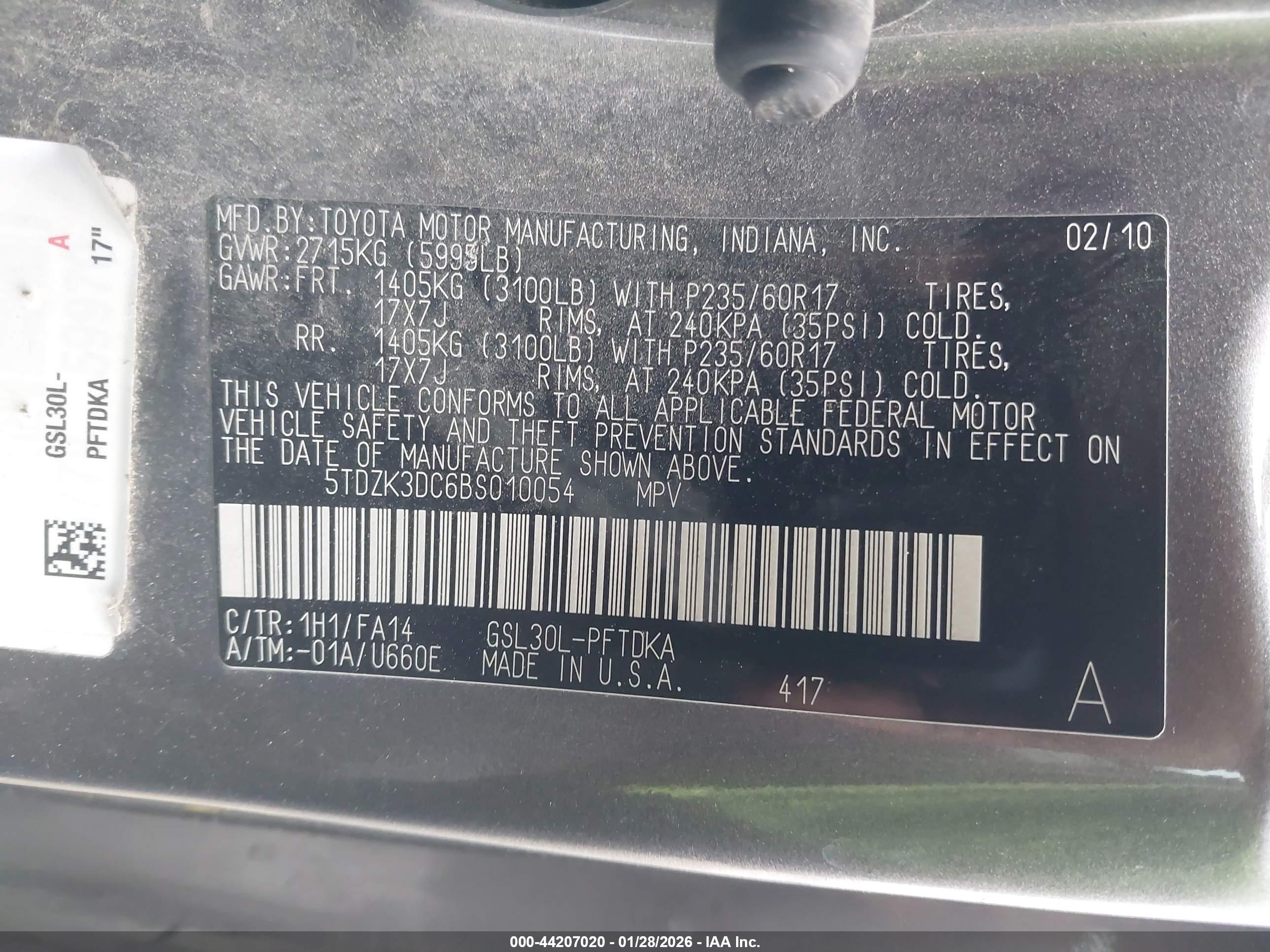 TOYOTA SIENNA image 9