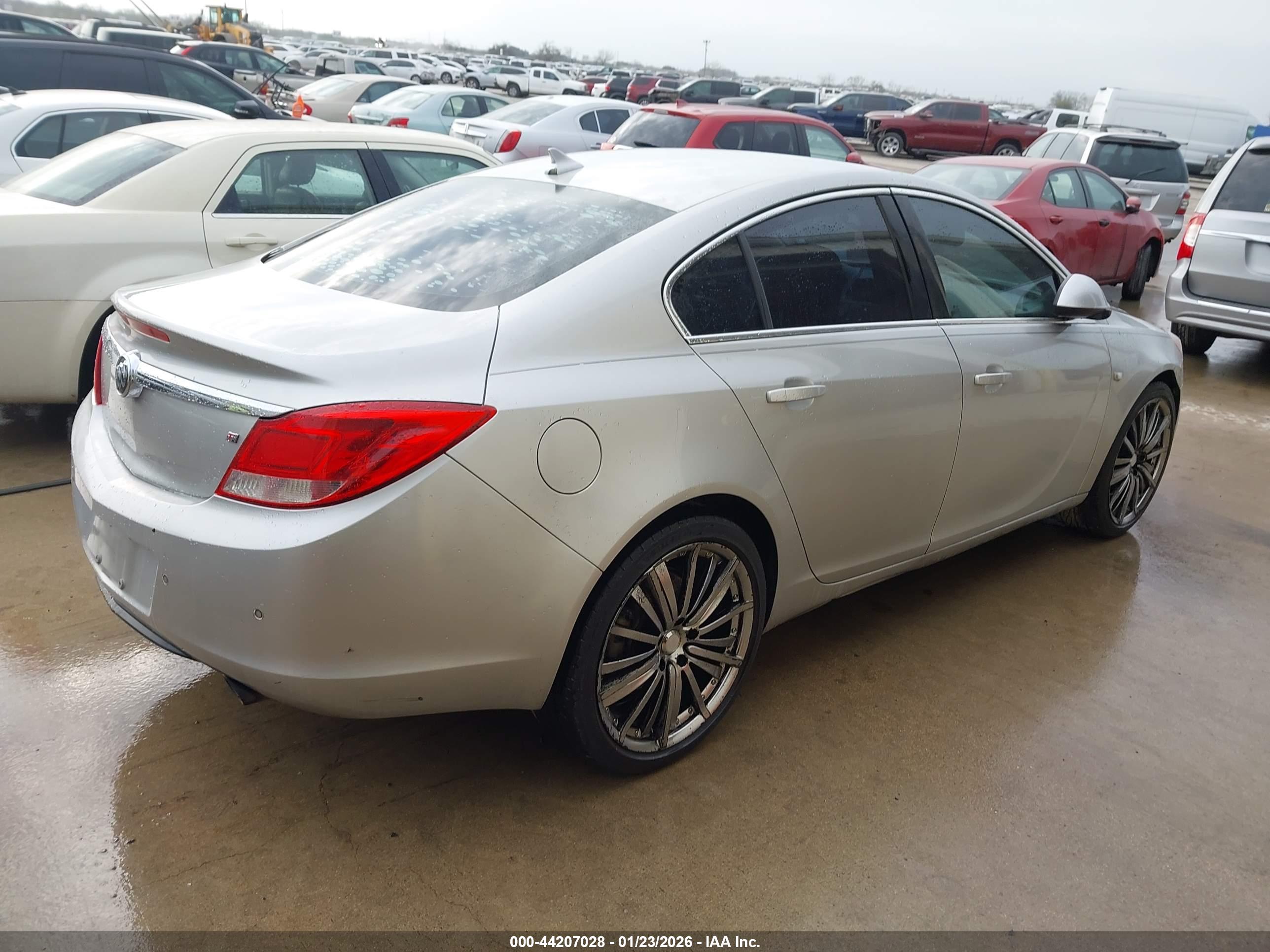 BUICK REGAL image 4