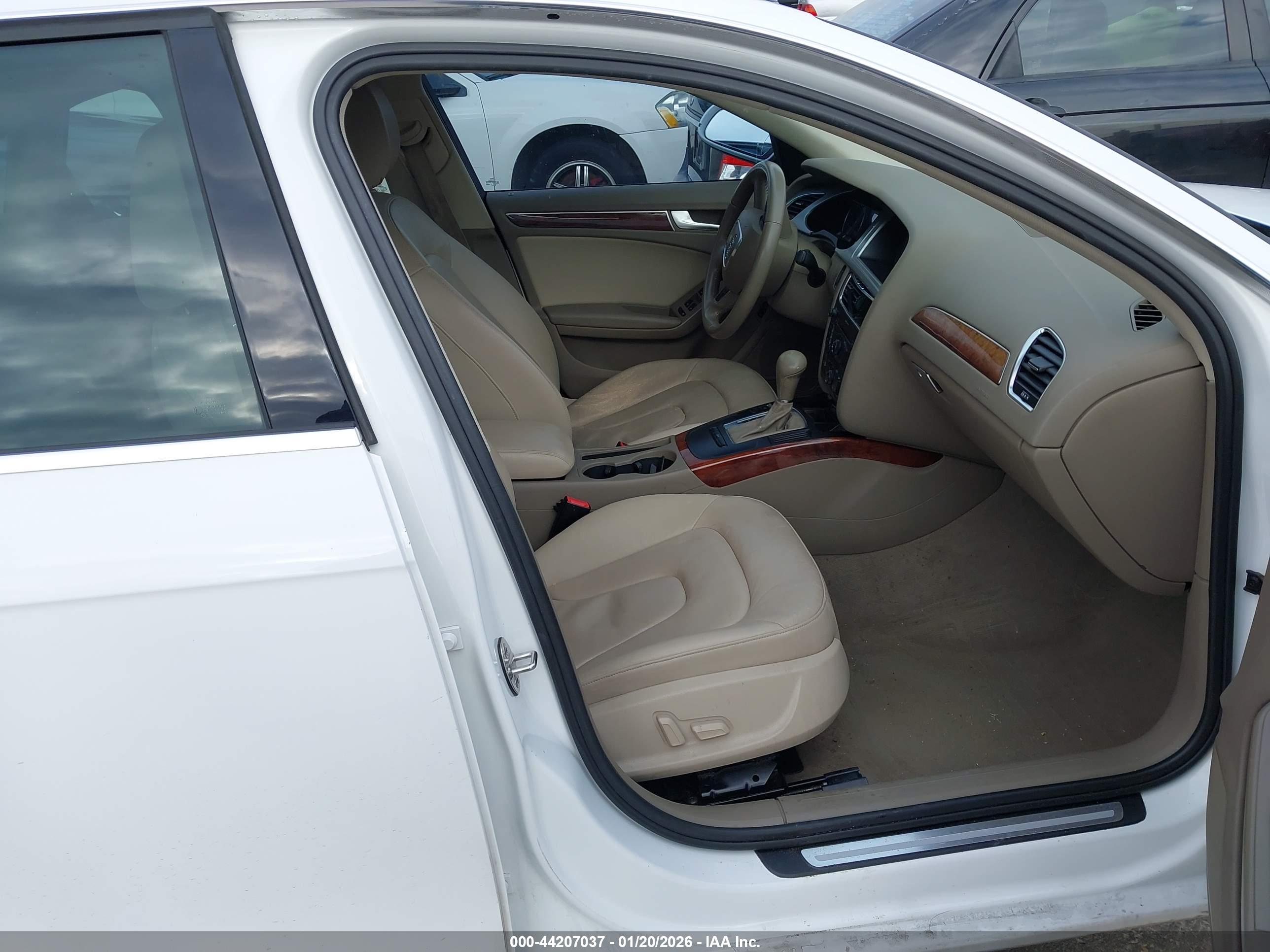 AUDI A4 image 5