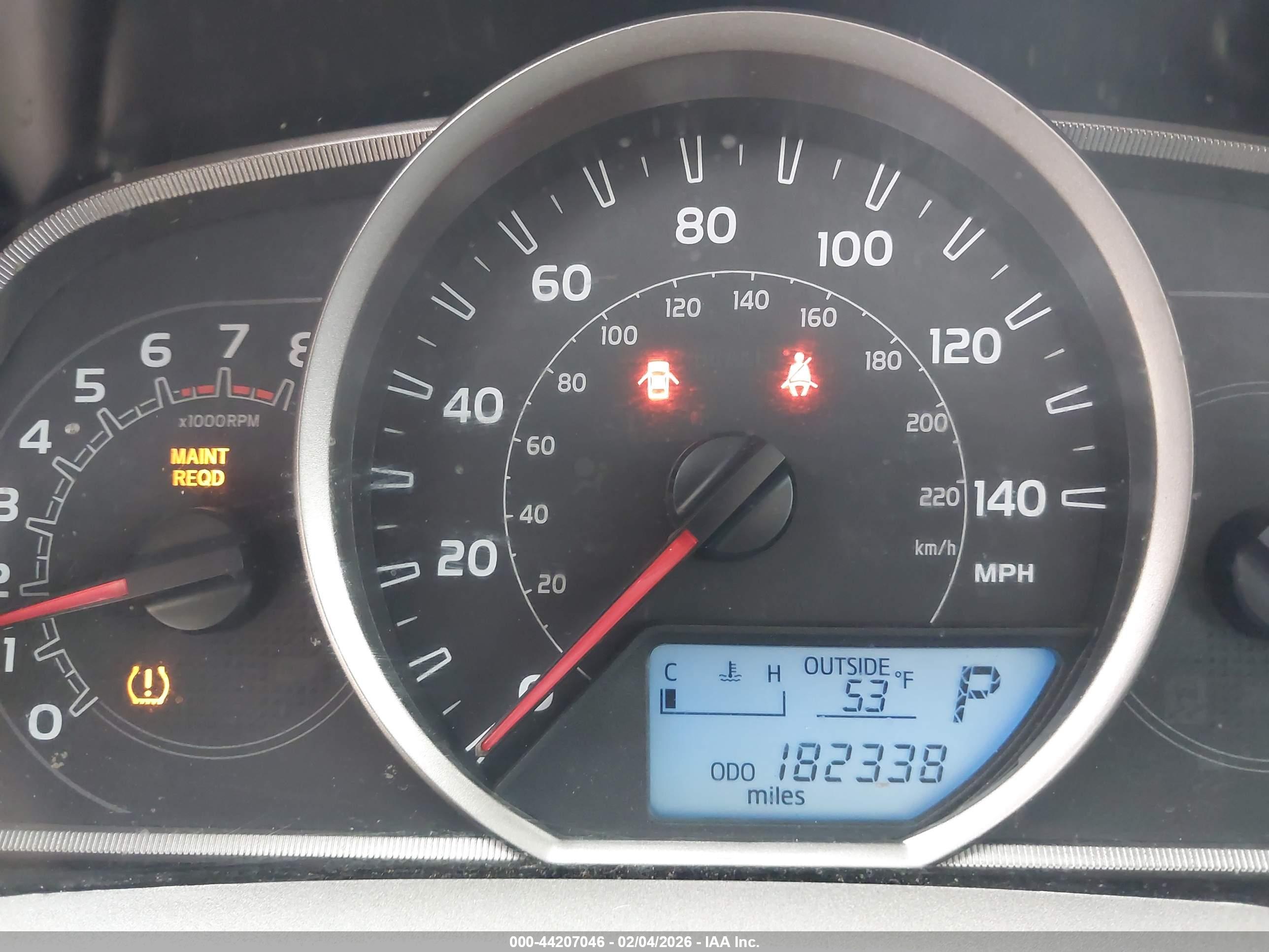 TOYOTA RAV4 image 7