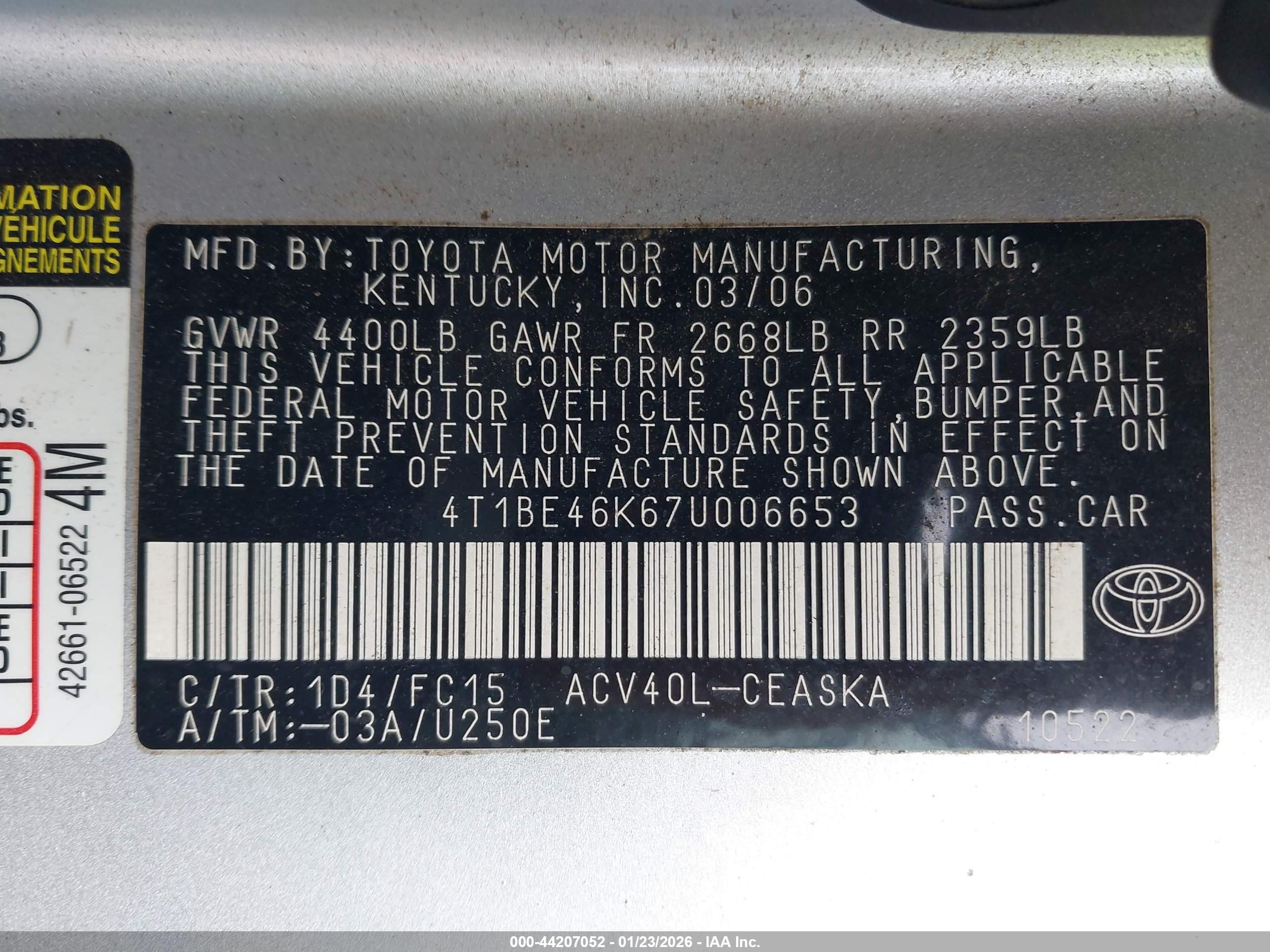 TOYOTA CAMRY image 9