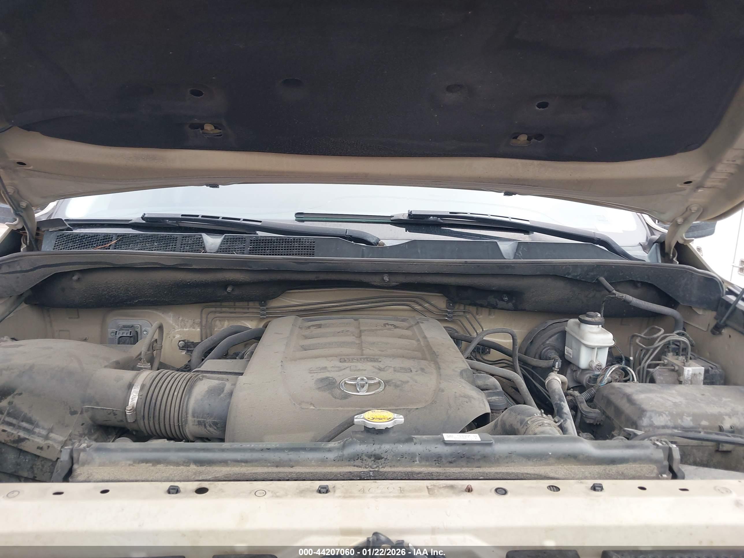 TOYOTA TUNDRA image 10