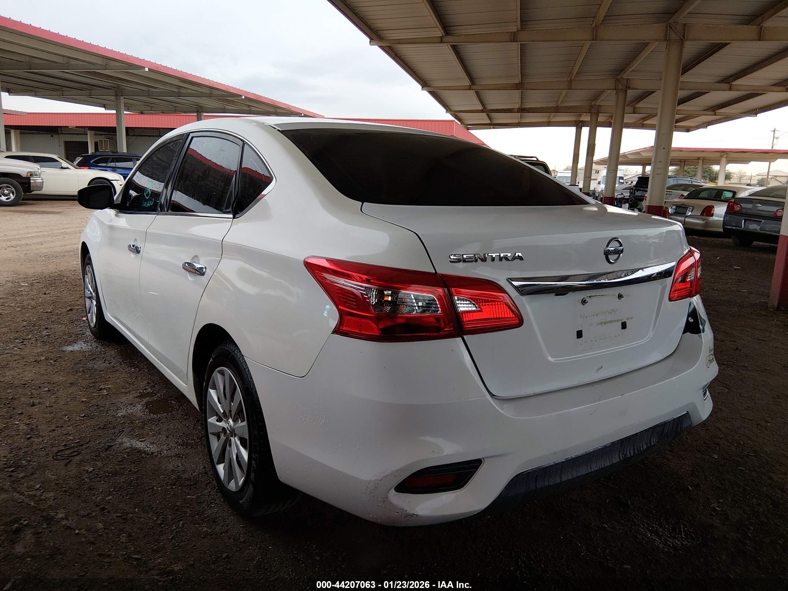 NISSAN SENTRA image 3