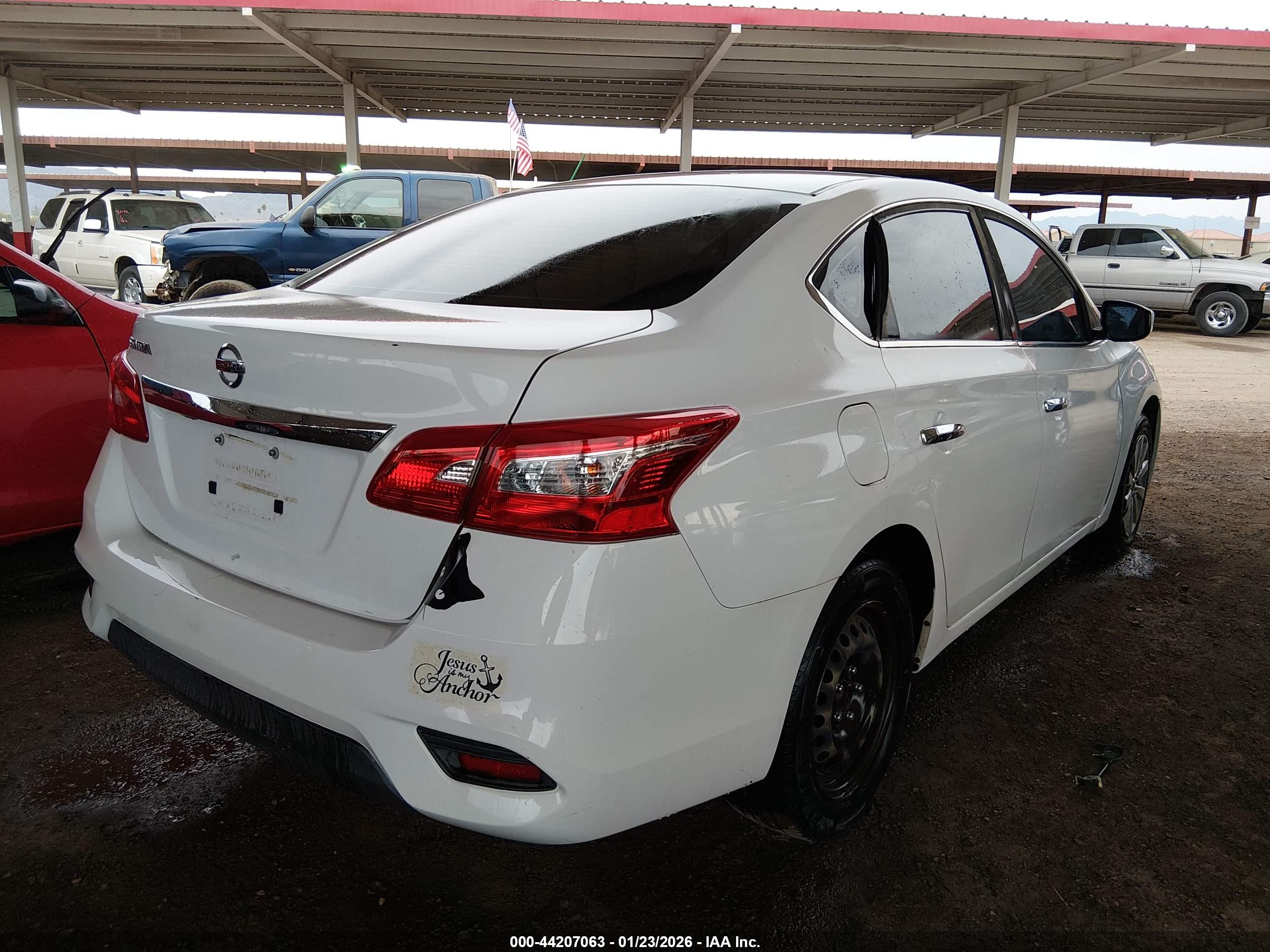 NISSAN SENTRA image 4