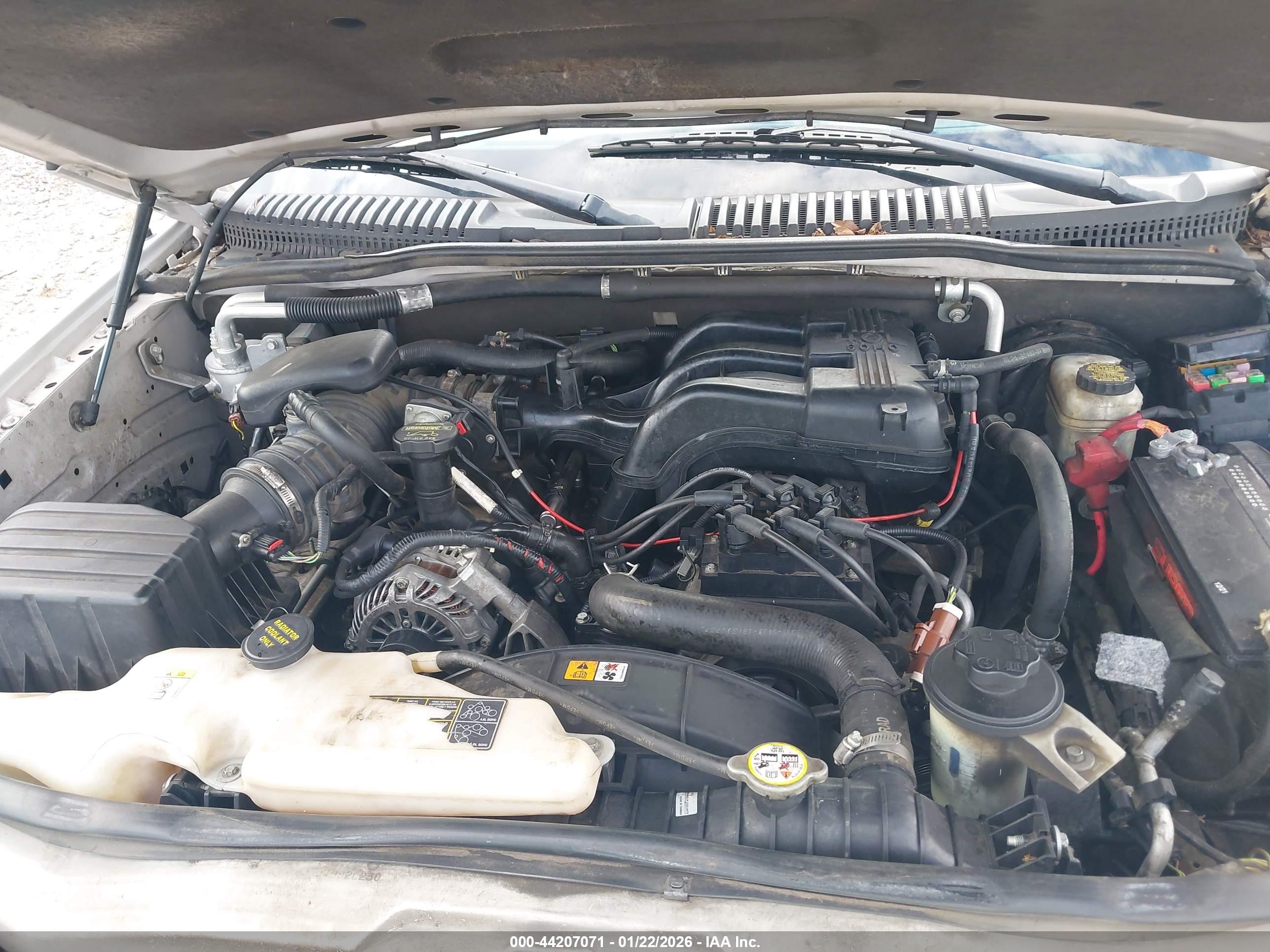 FORD EXPLORER image 10