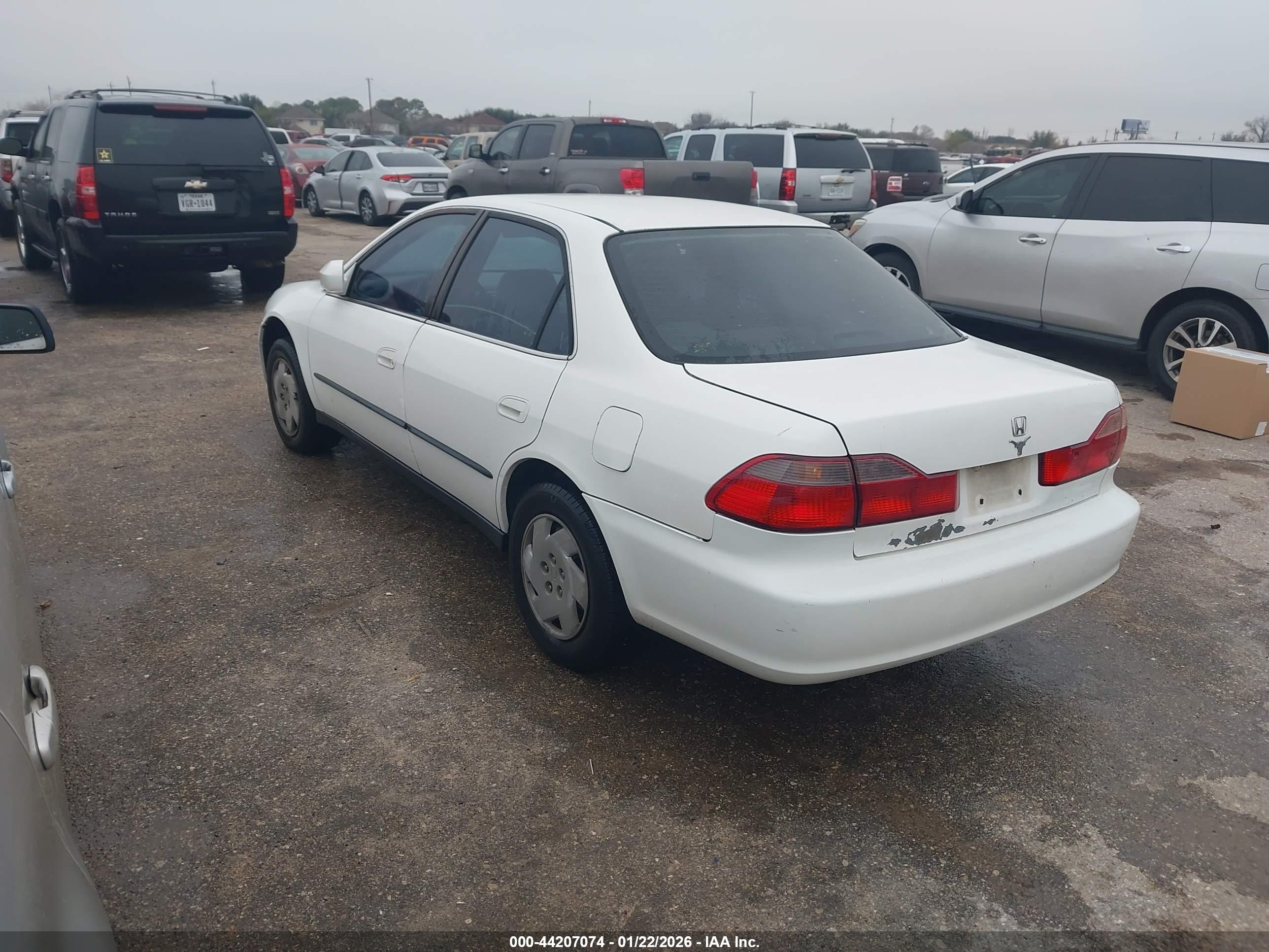 HONDA ACCORD image 3