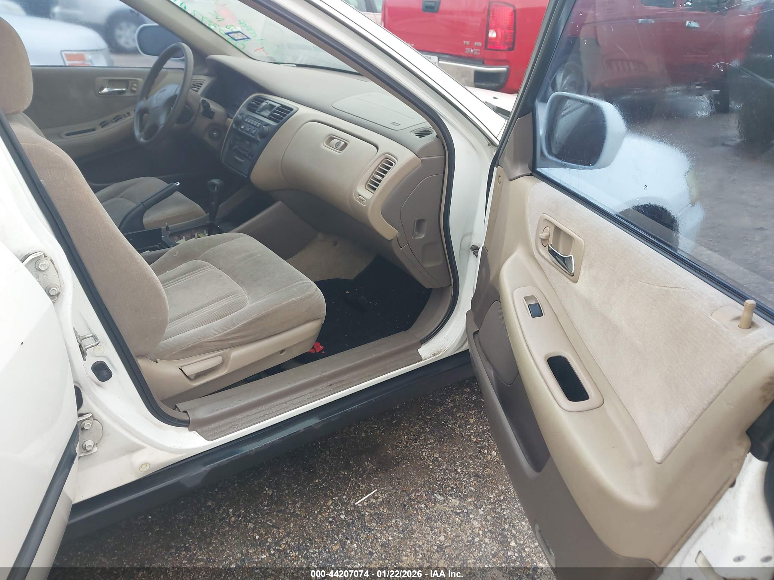 HONDA ACCORD image 5