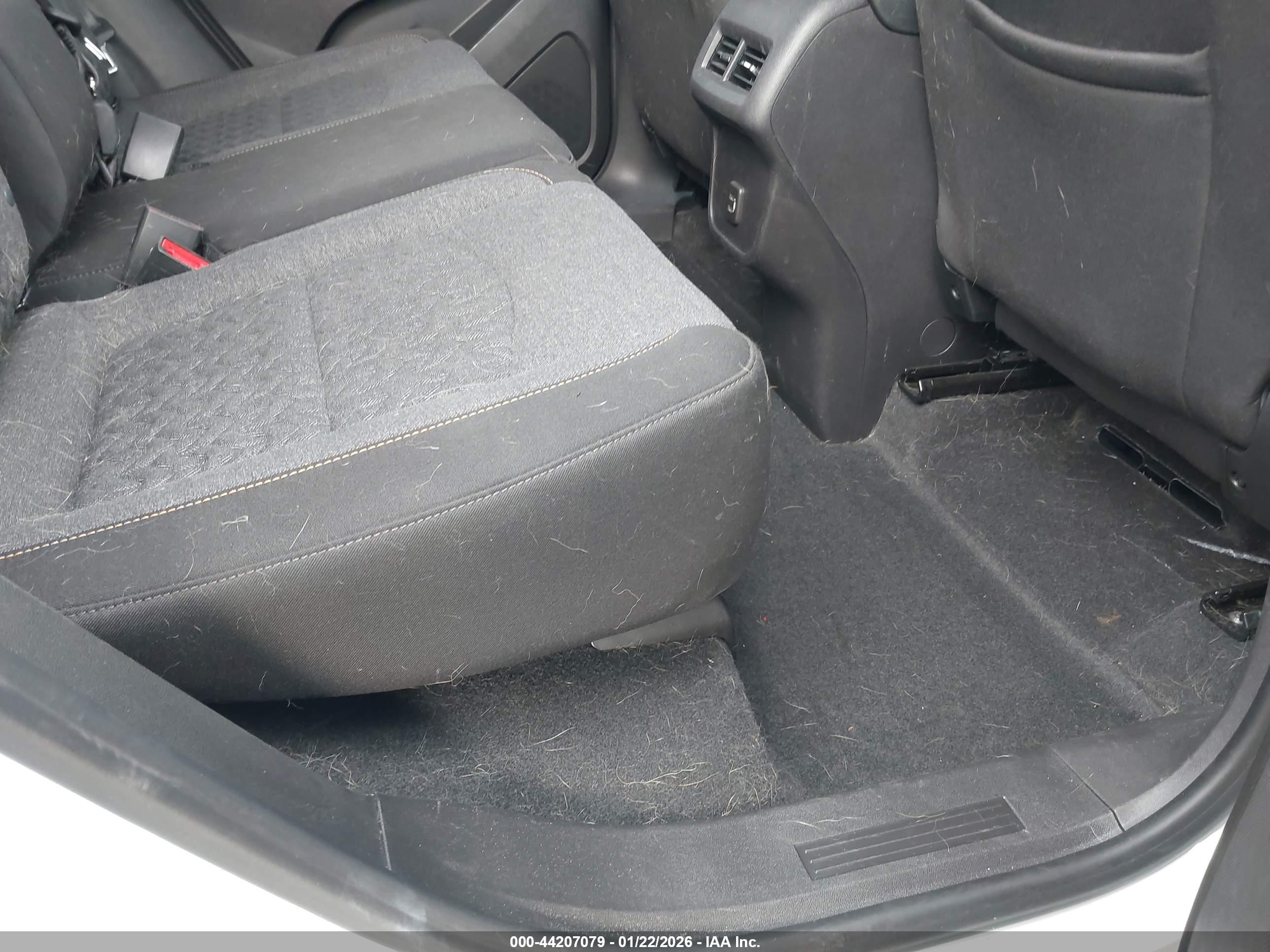 CHEVROLET EQUINOX image 8