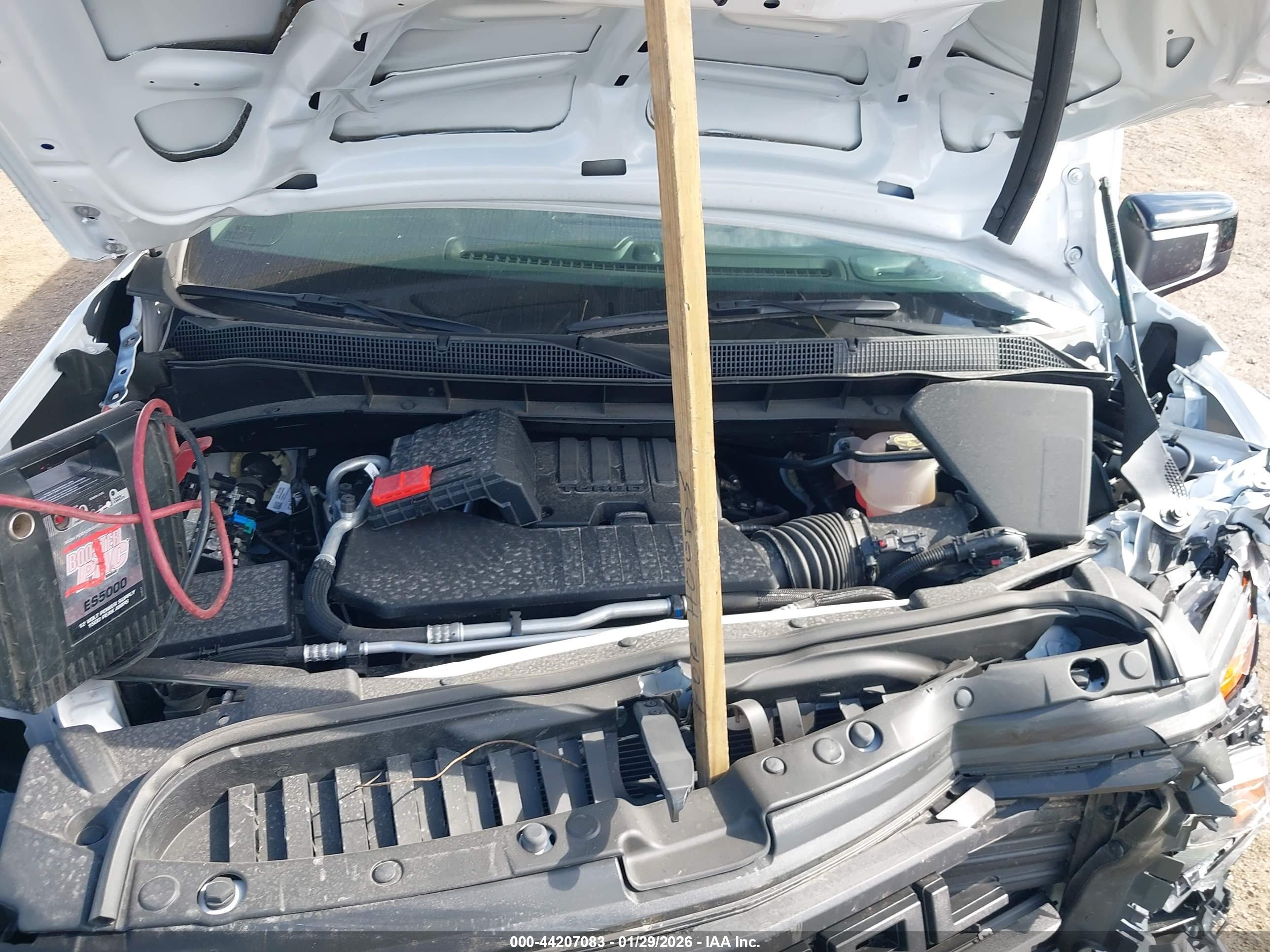 CHEVROLET SILVERADO image 10