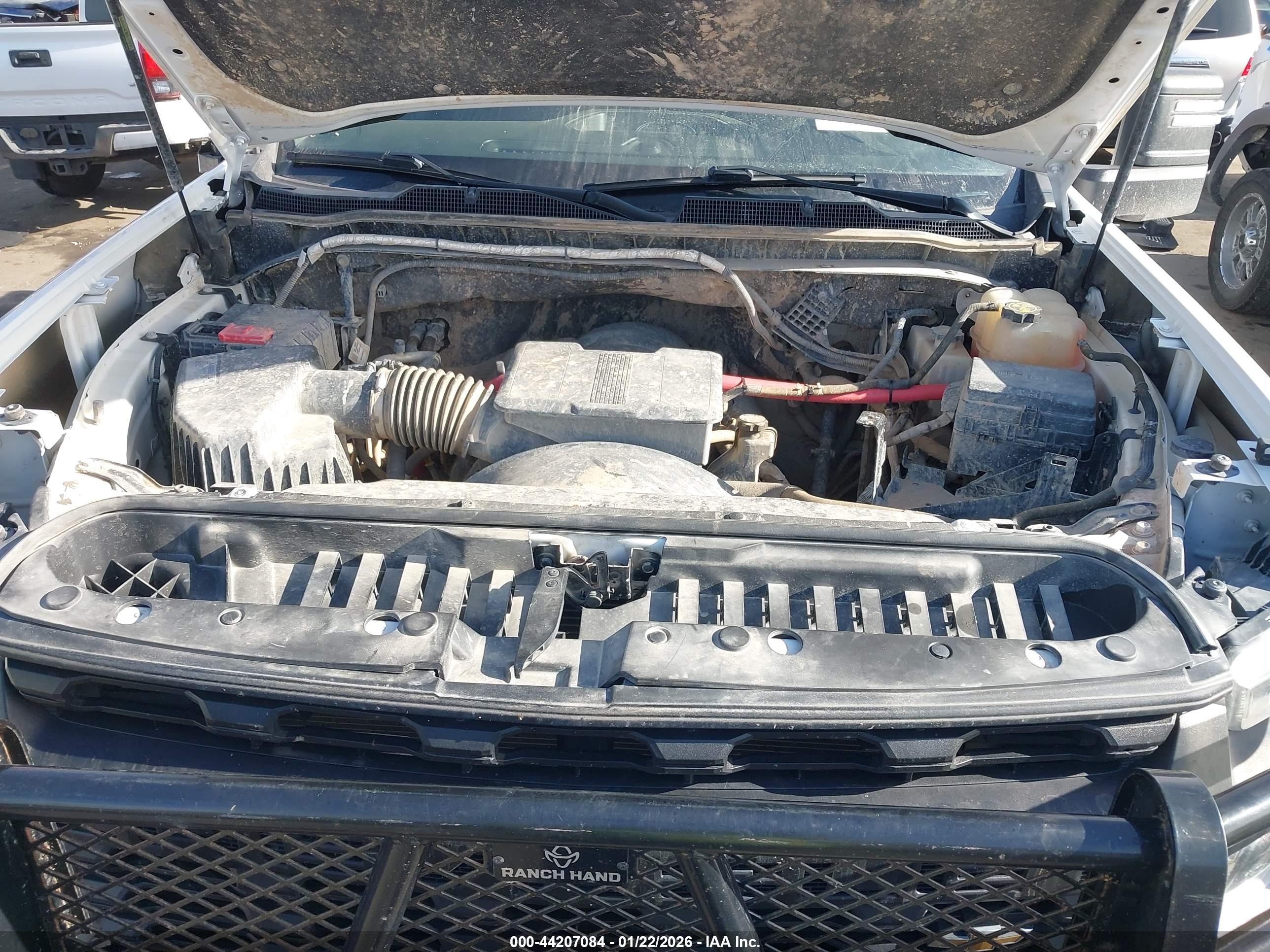 CHEVROLET SILVERADO image 10