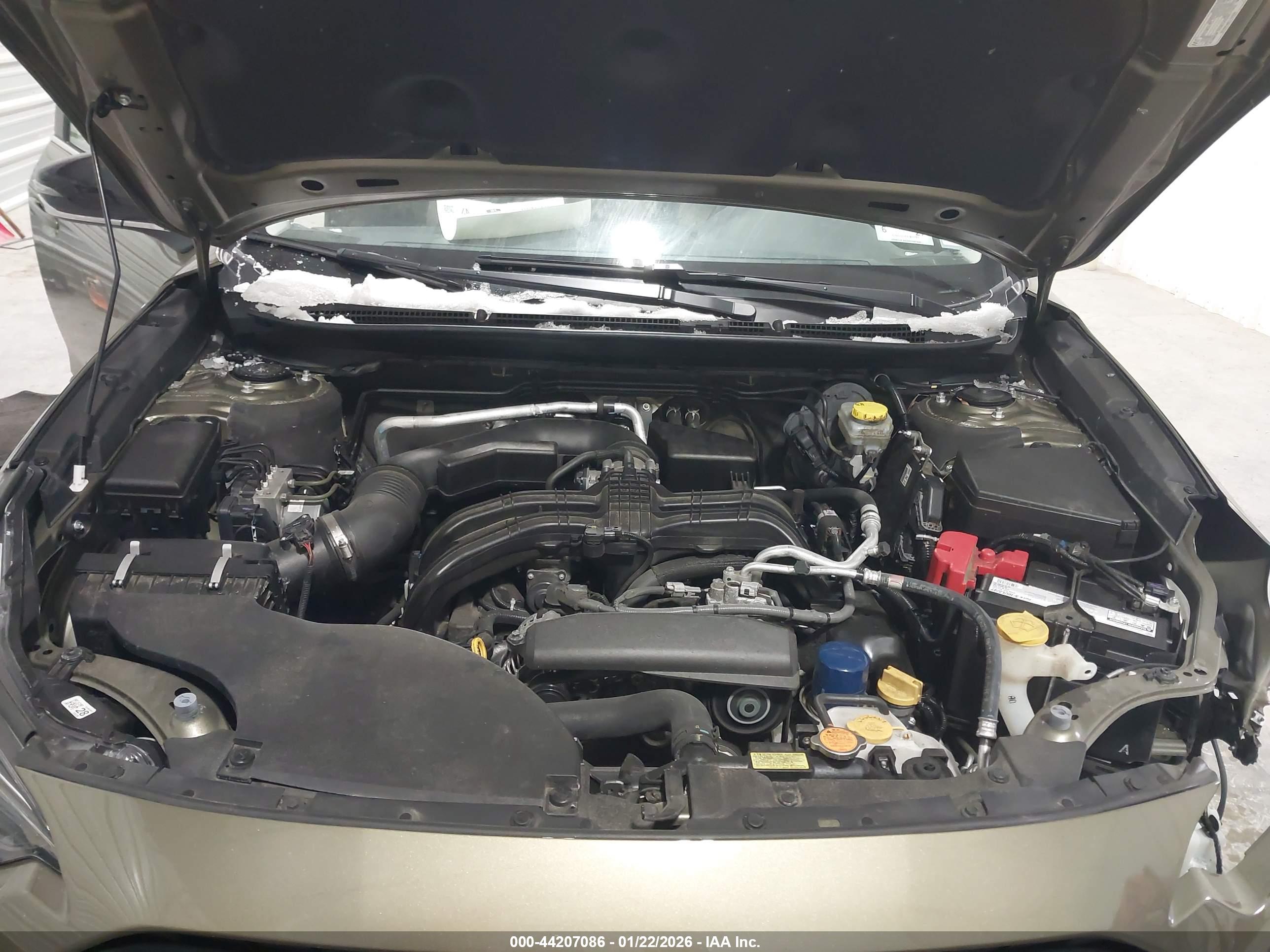 SUBARU OUTBACK image 10