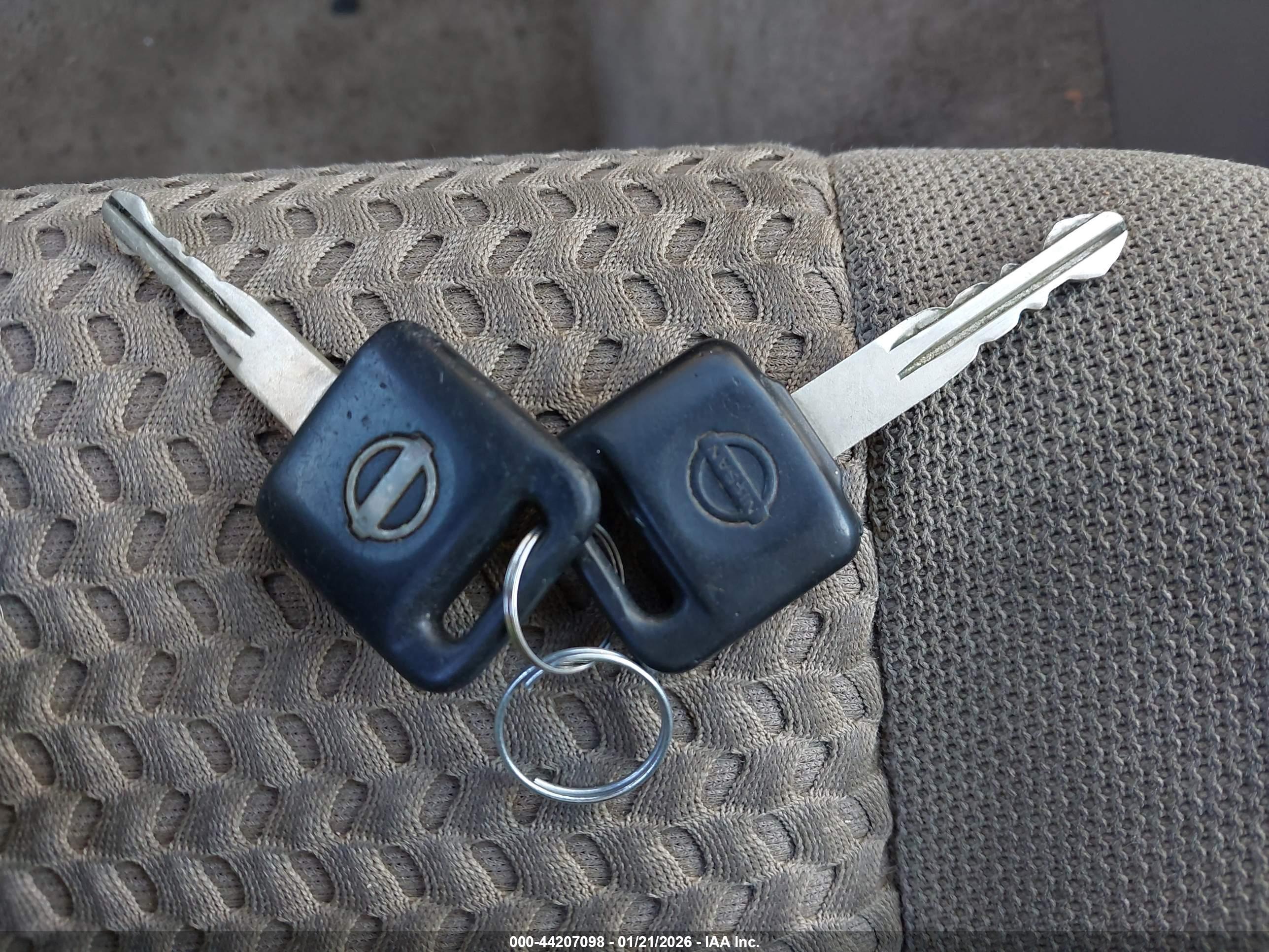 NISSAN FRONTIER image 11