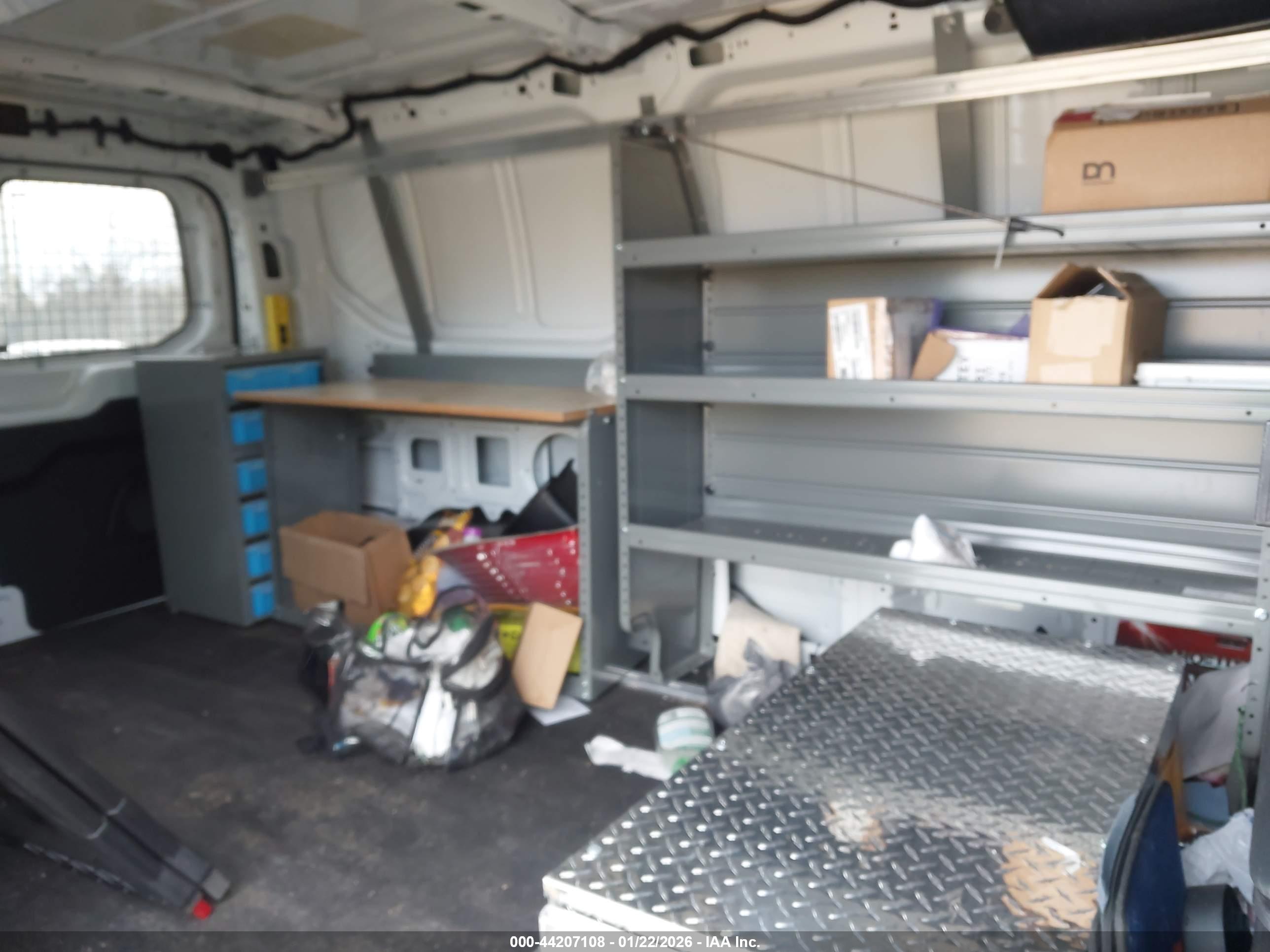 FORD TRANSIT-150 image 8