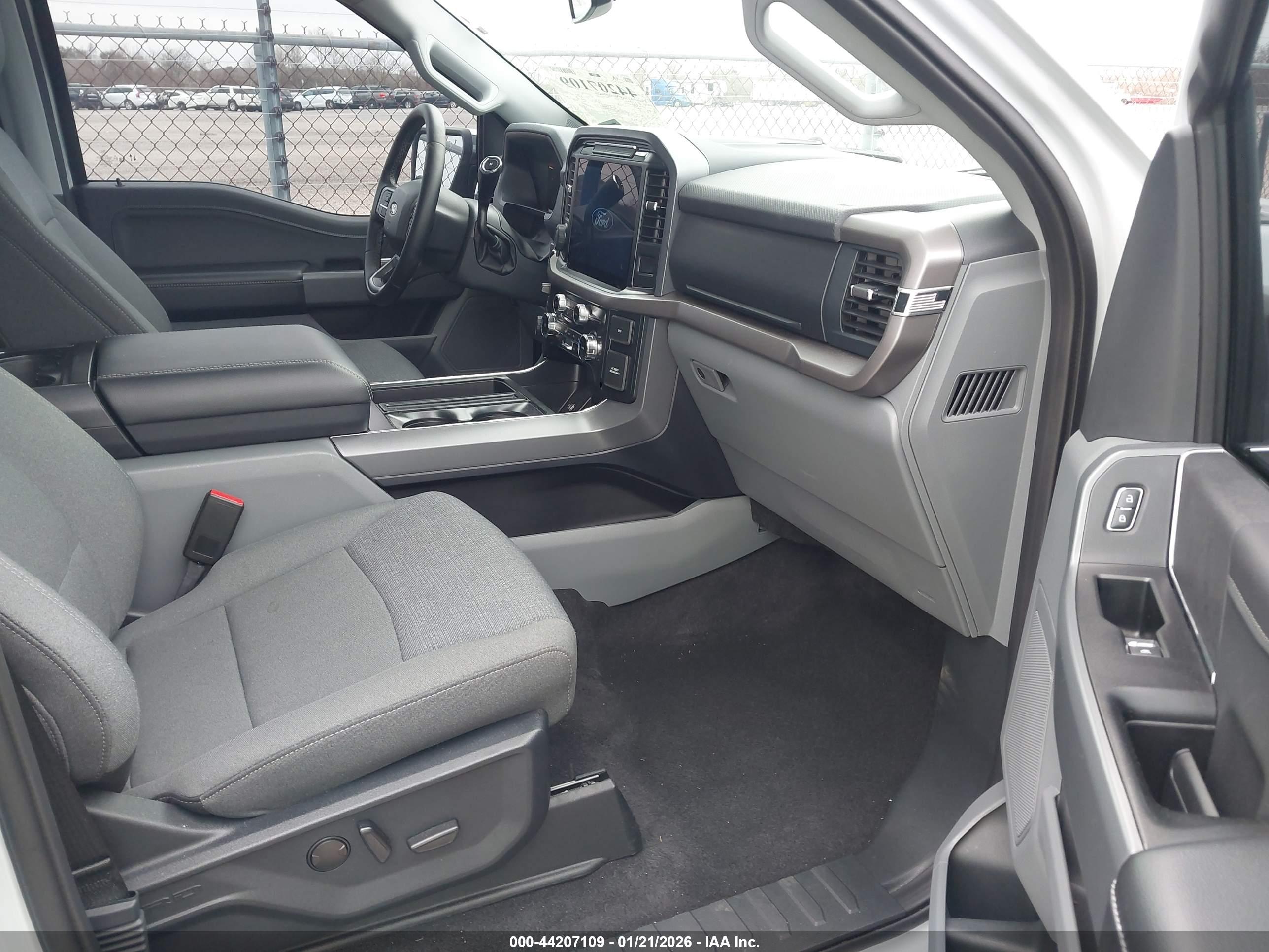 FORD F-150 image 5