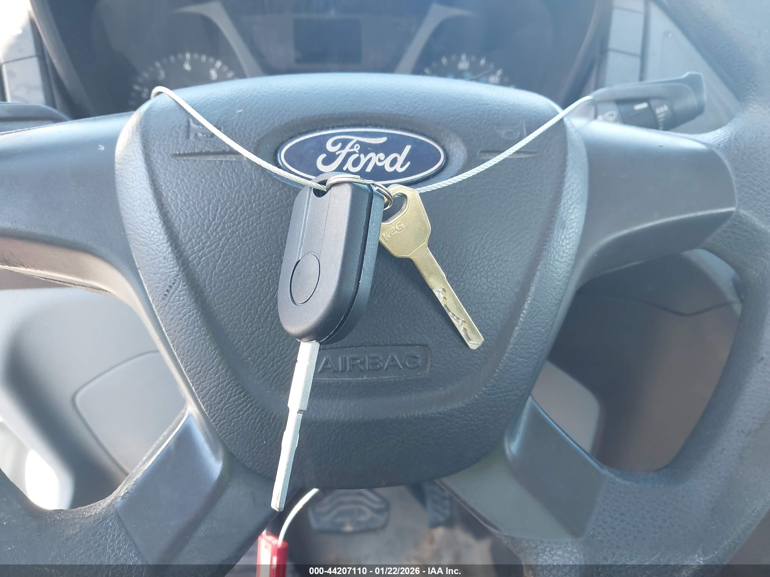 FORD TRANSIT-250 image 11
