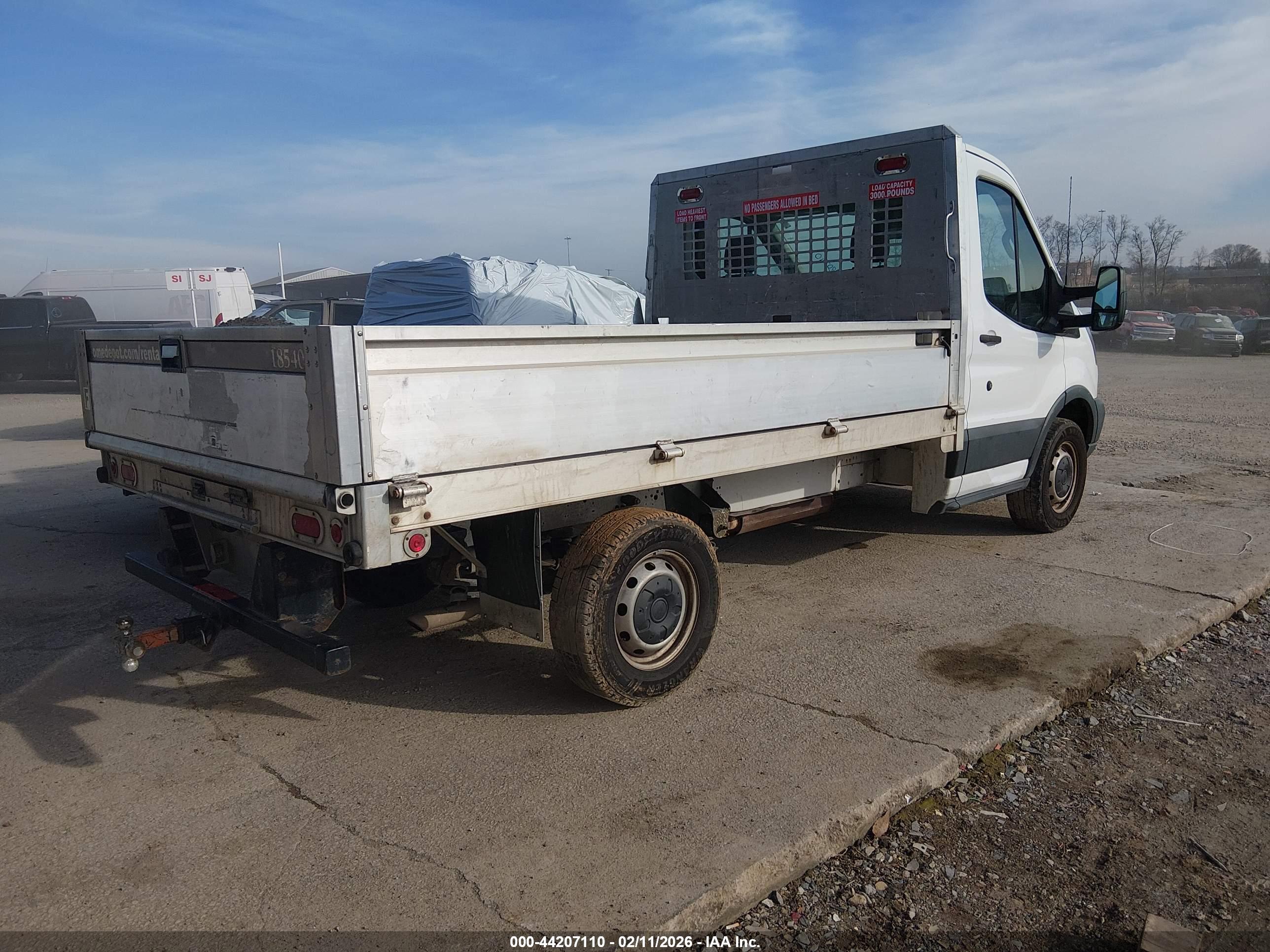 FORD TRANSIT-250 image 4
