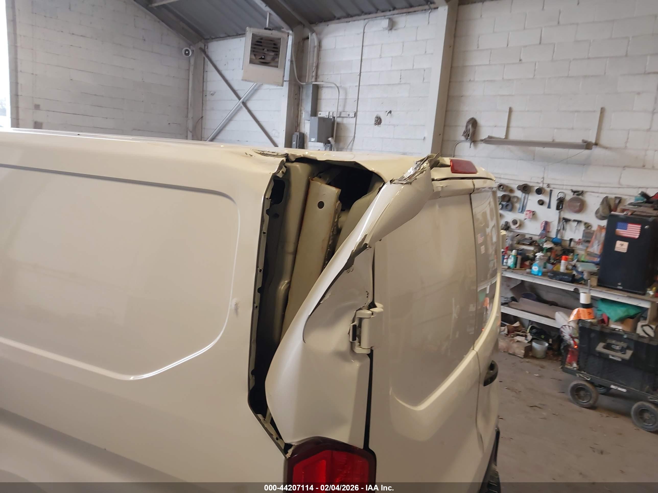 FORD TRANSIT-250 image 6
