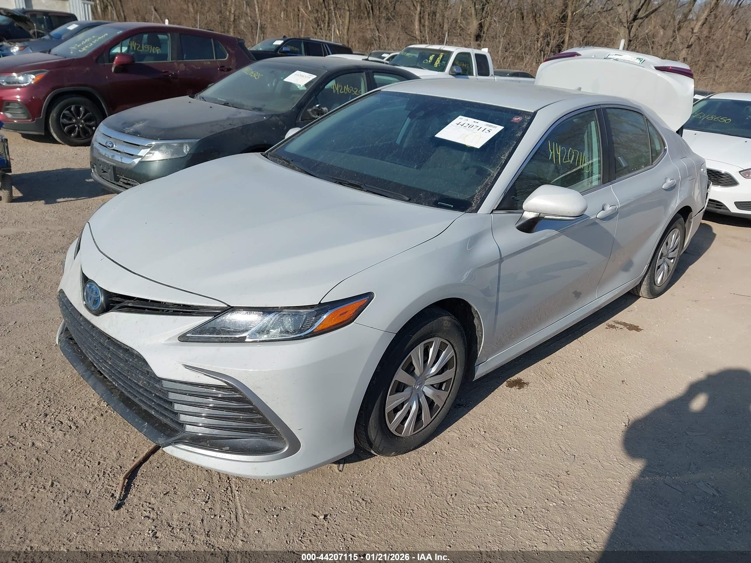 TOYOTA CAMRY image 2