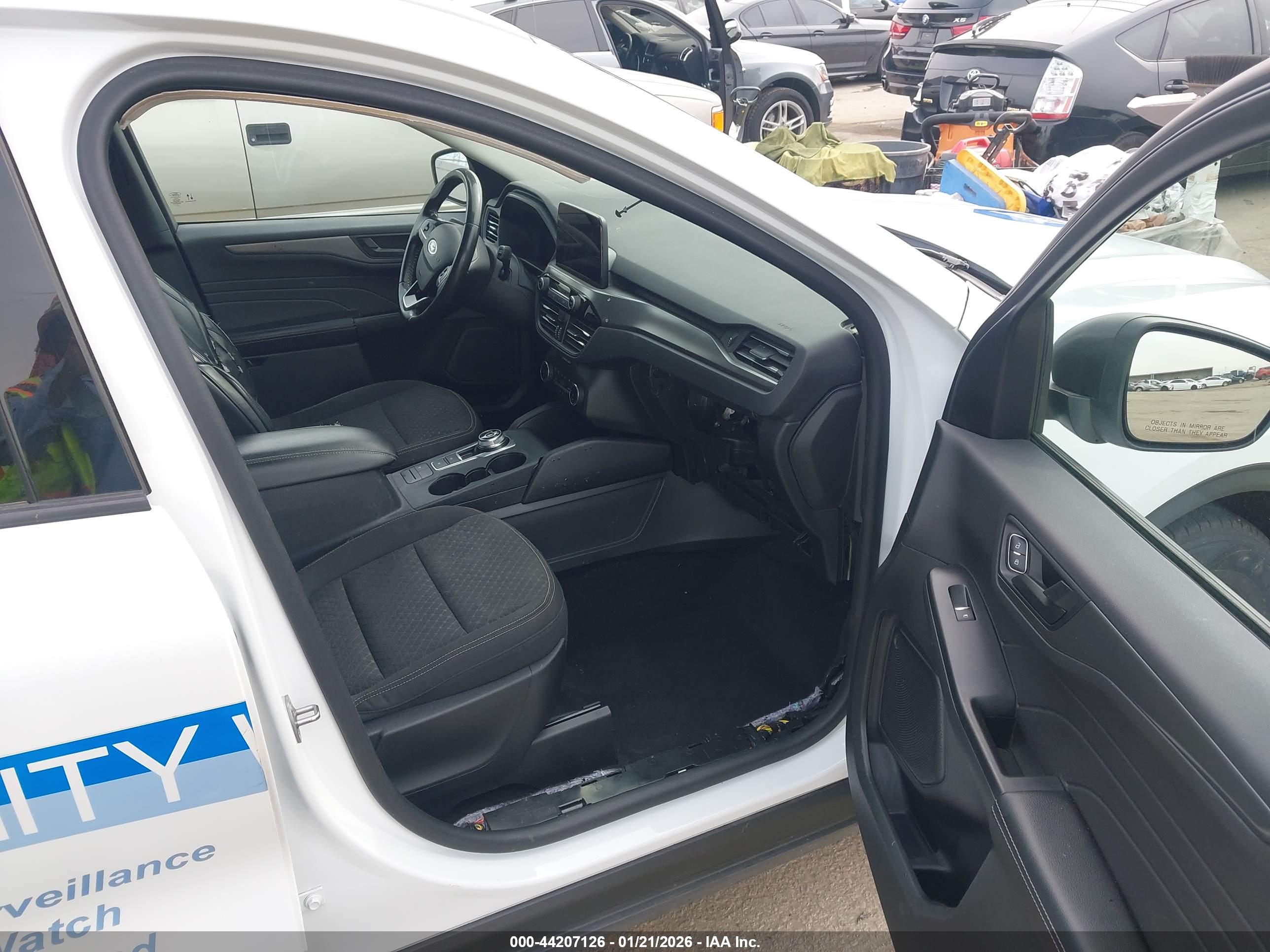 FORD ESCAPE image 5