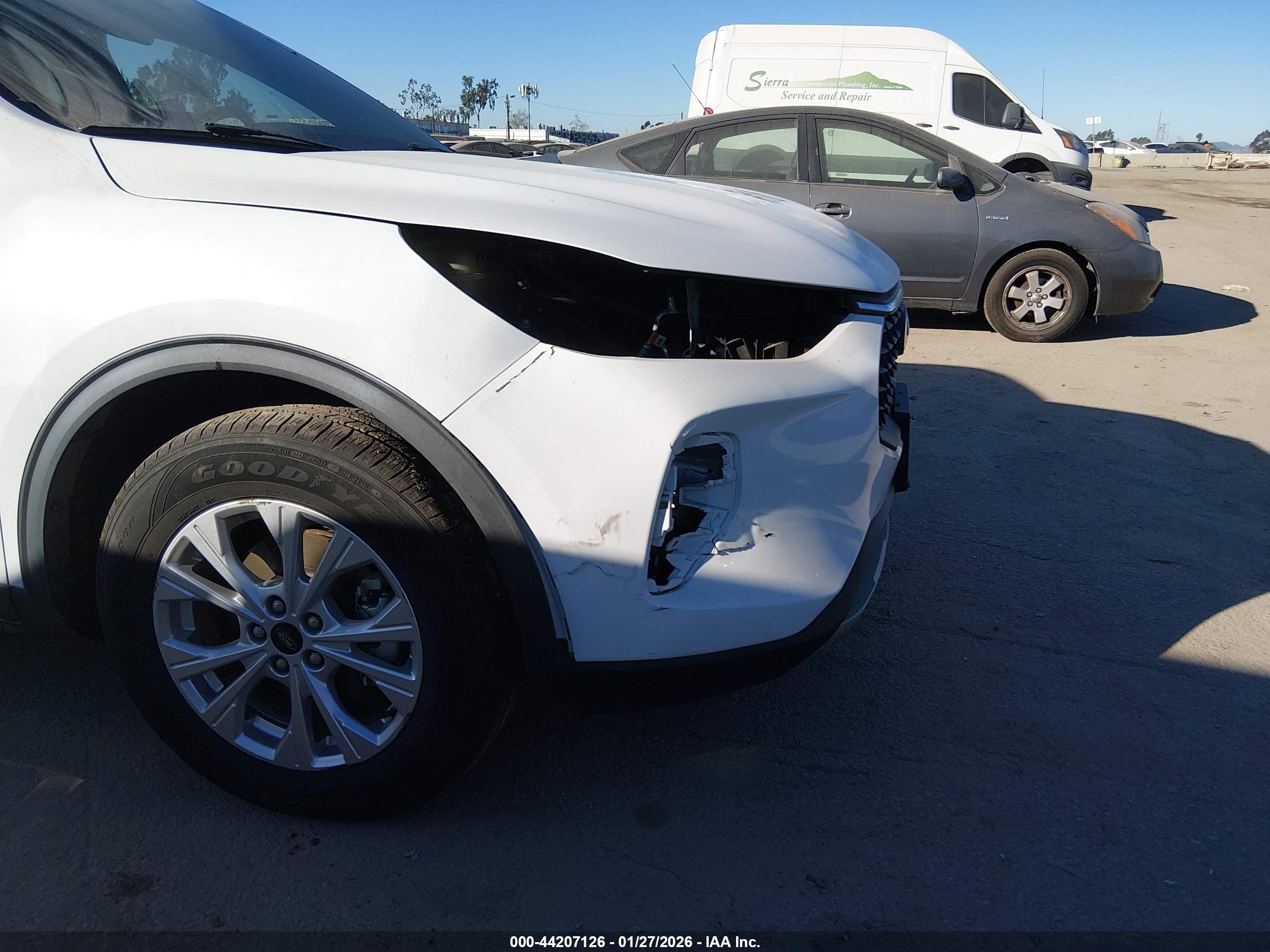 FORD ESCAPE image 6