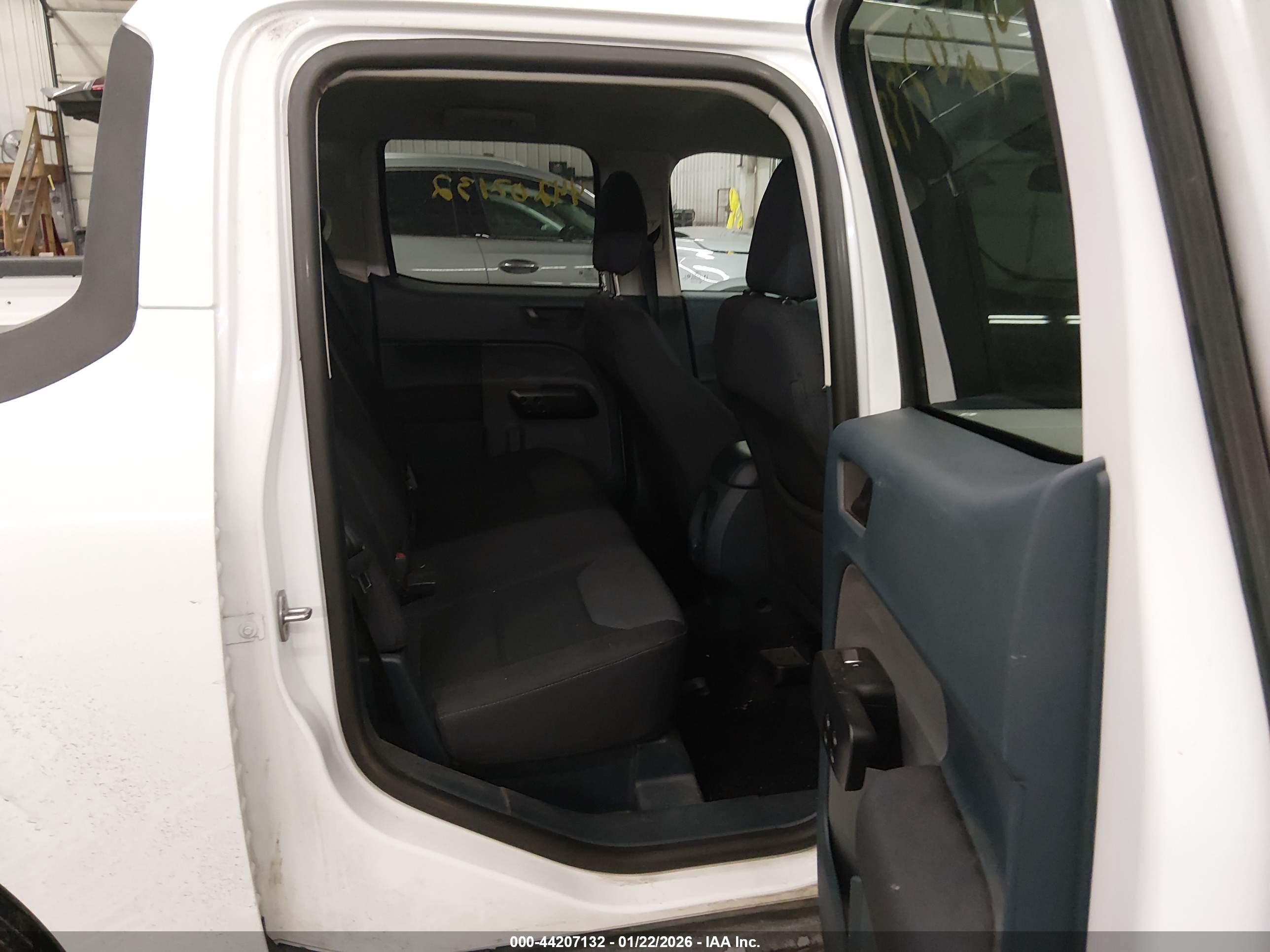 FORD MAVERICK image 8