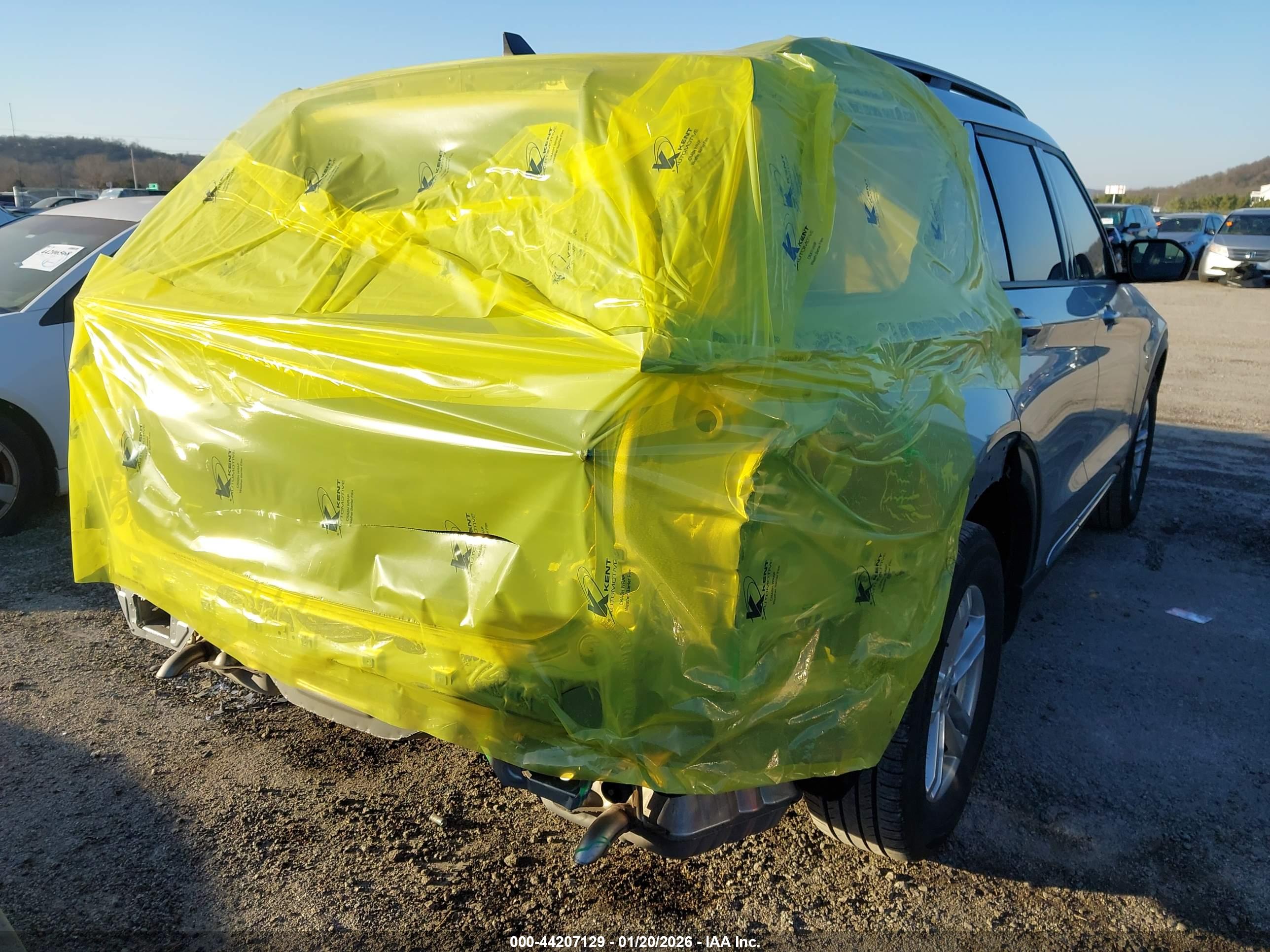 FORD EXPLORER image 4