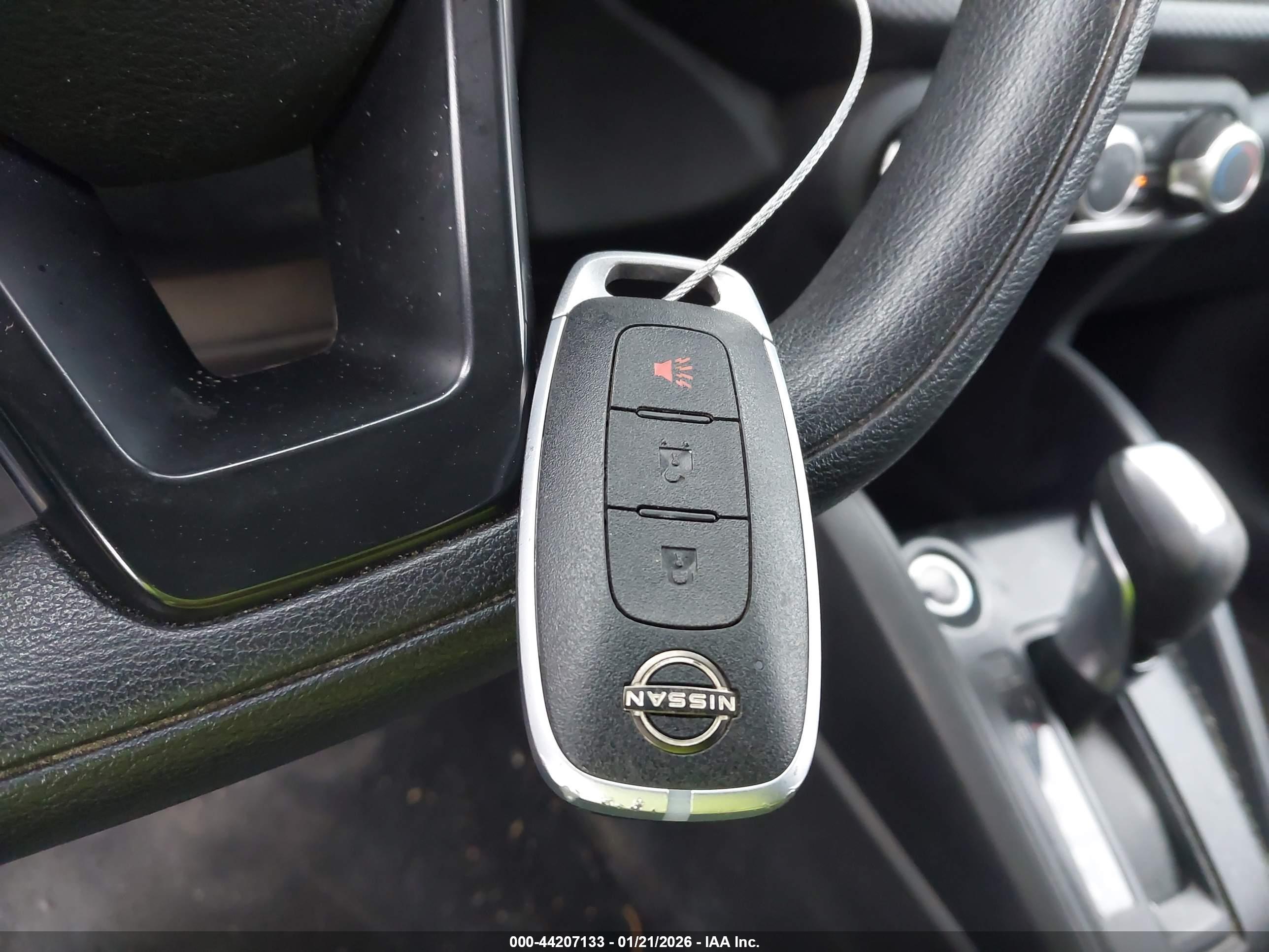 NISSAN KICKS image 11